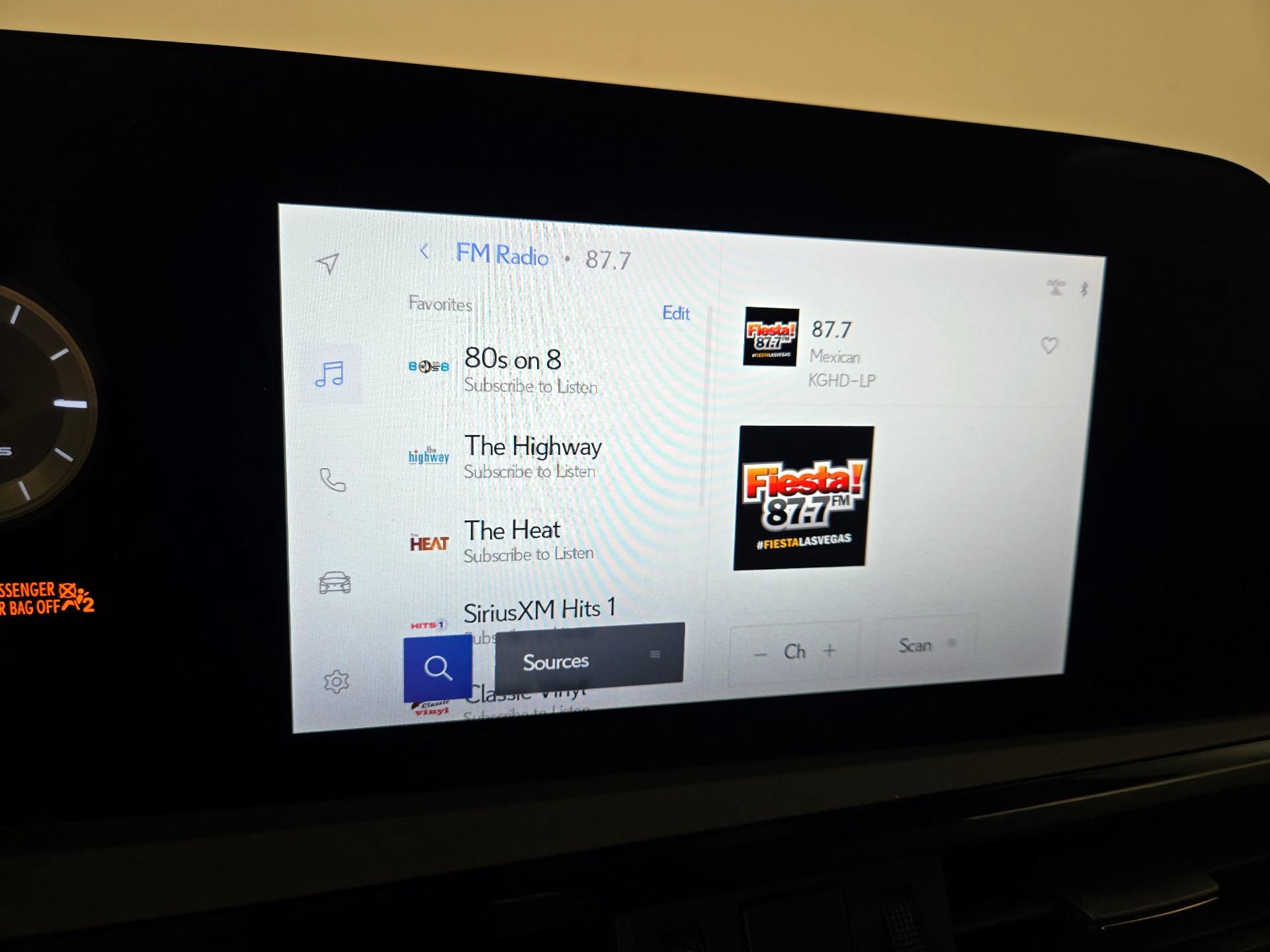 Thumbnail: 2023 Lexus ES - 15