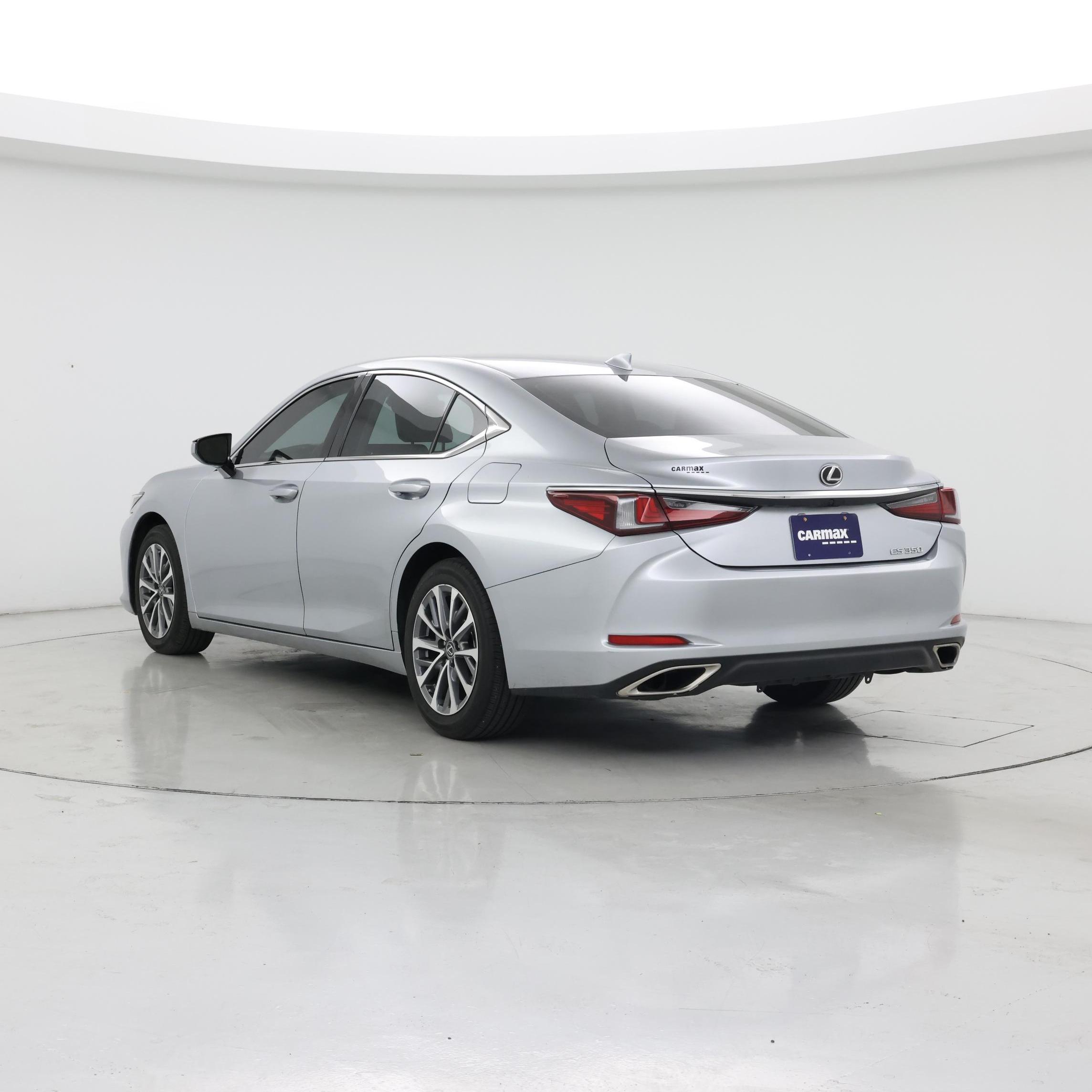 Thumbnail: 2023 Lexus ES - 2