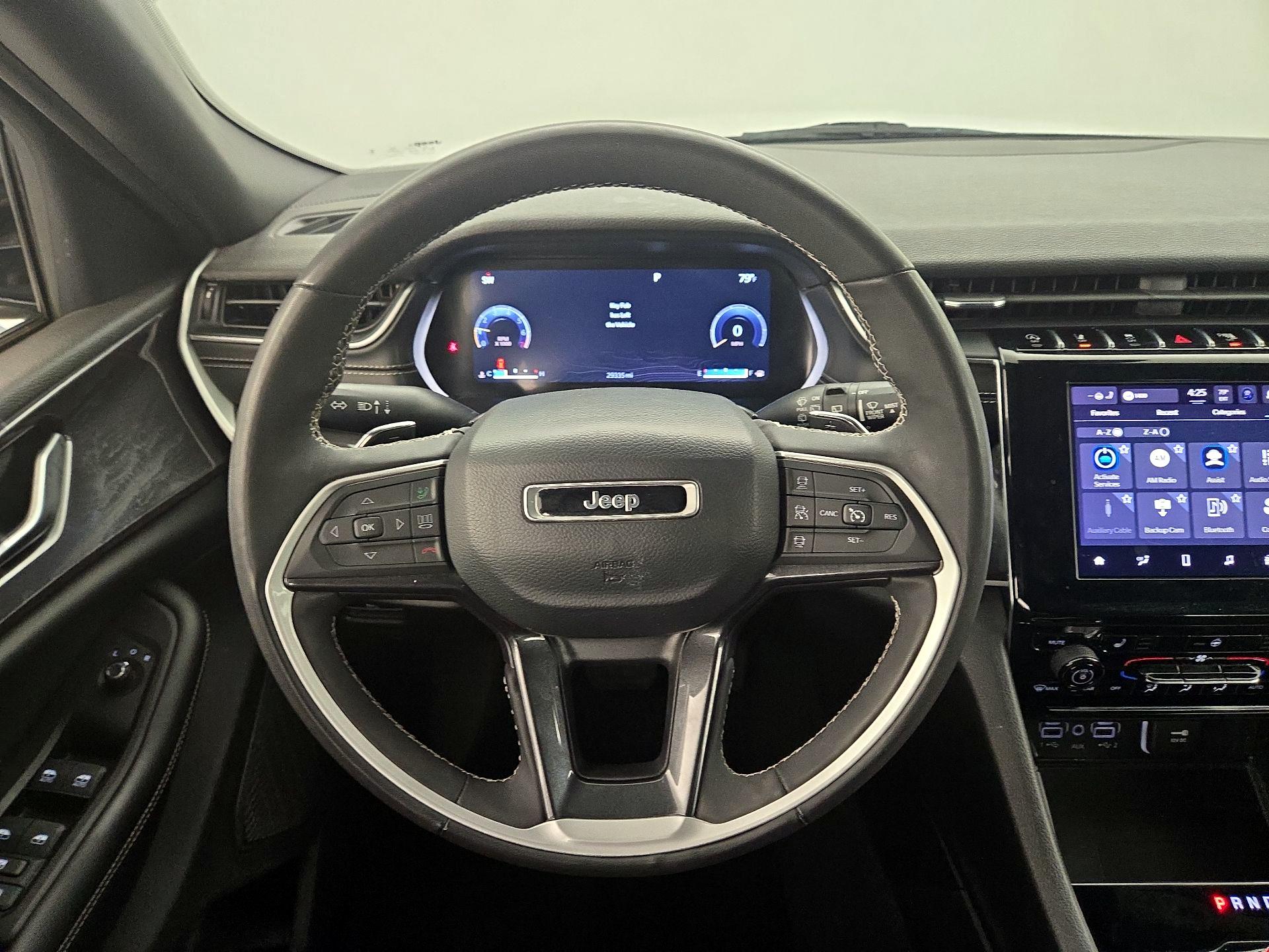 Thumbnail: 2023 Jeep Grand Cherokee L - 10