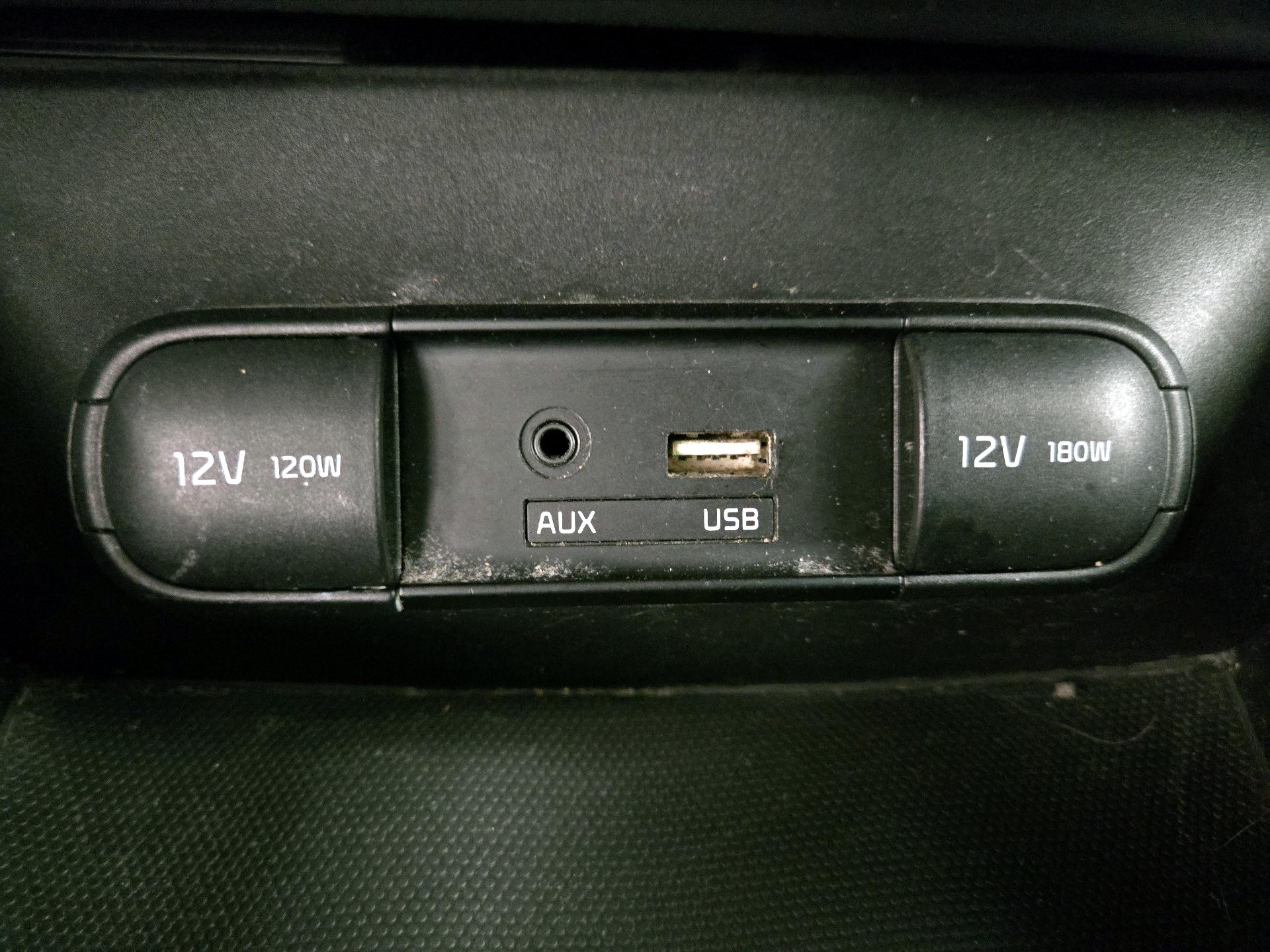 Thumbnail: 2015 Kia Soul - 17