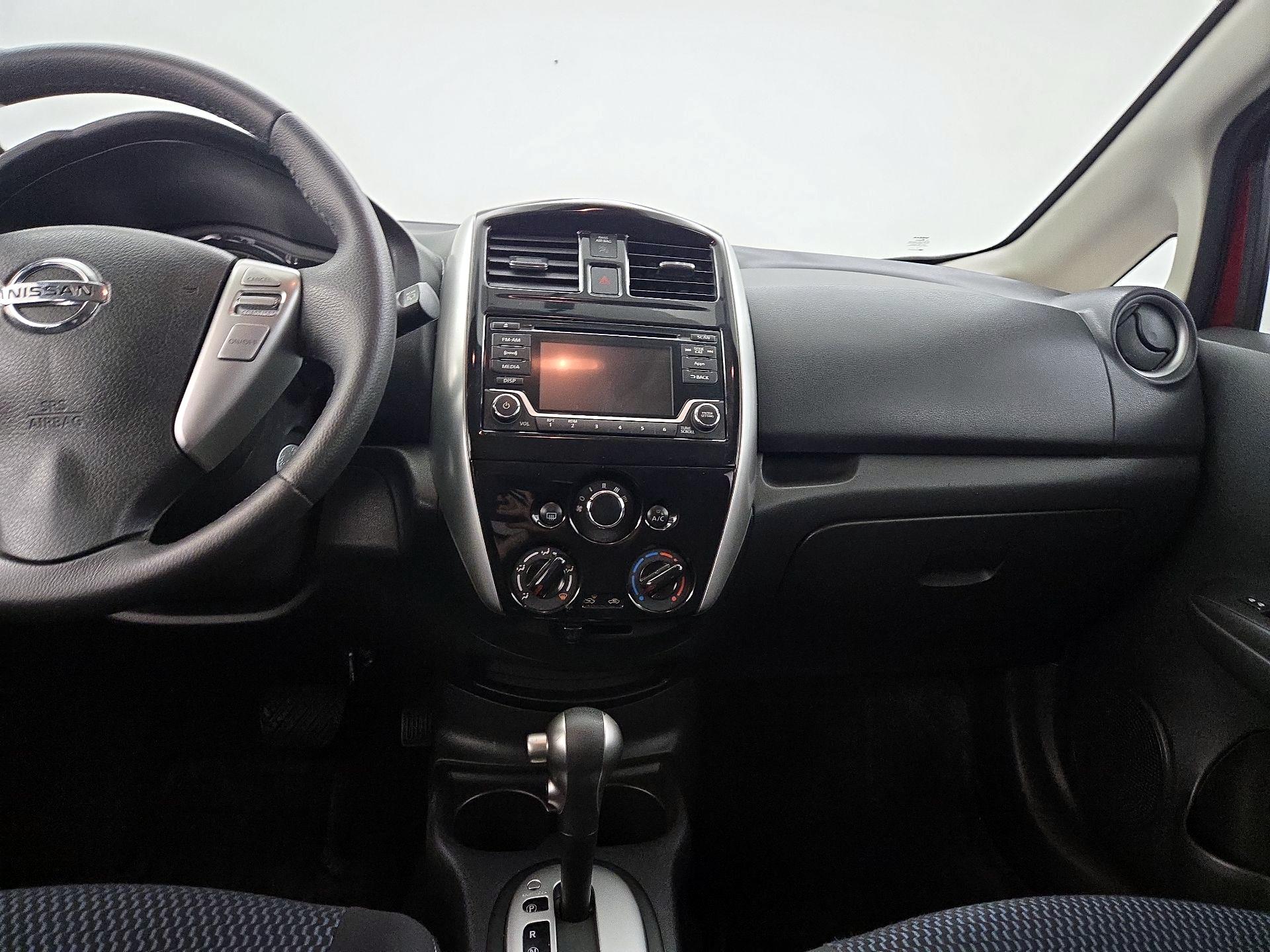 Thumbnail: 2016 Nissan Versa Note - 9