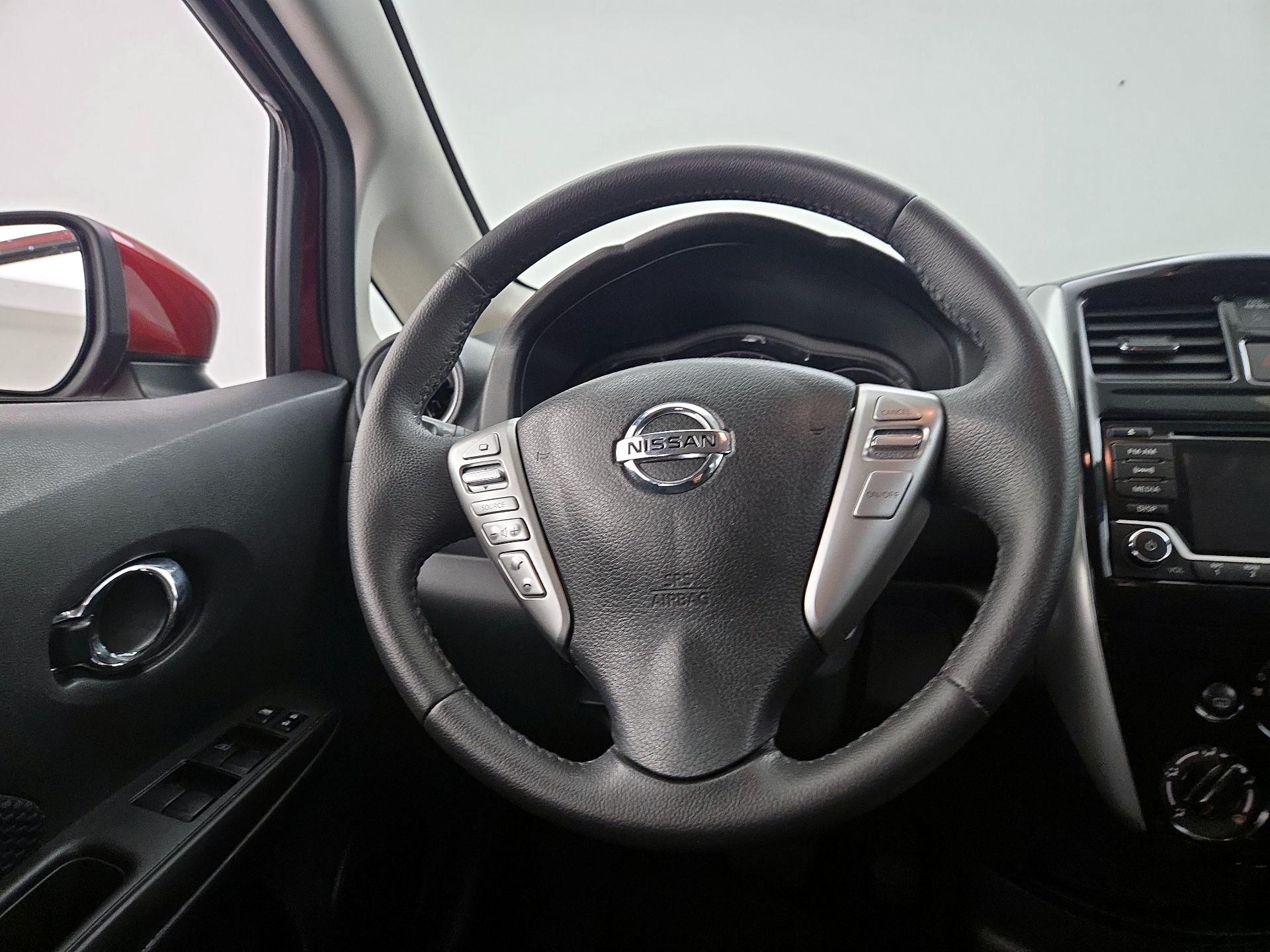 Thumbnail: 2016 Nissan Versa Note - 10