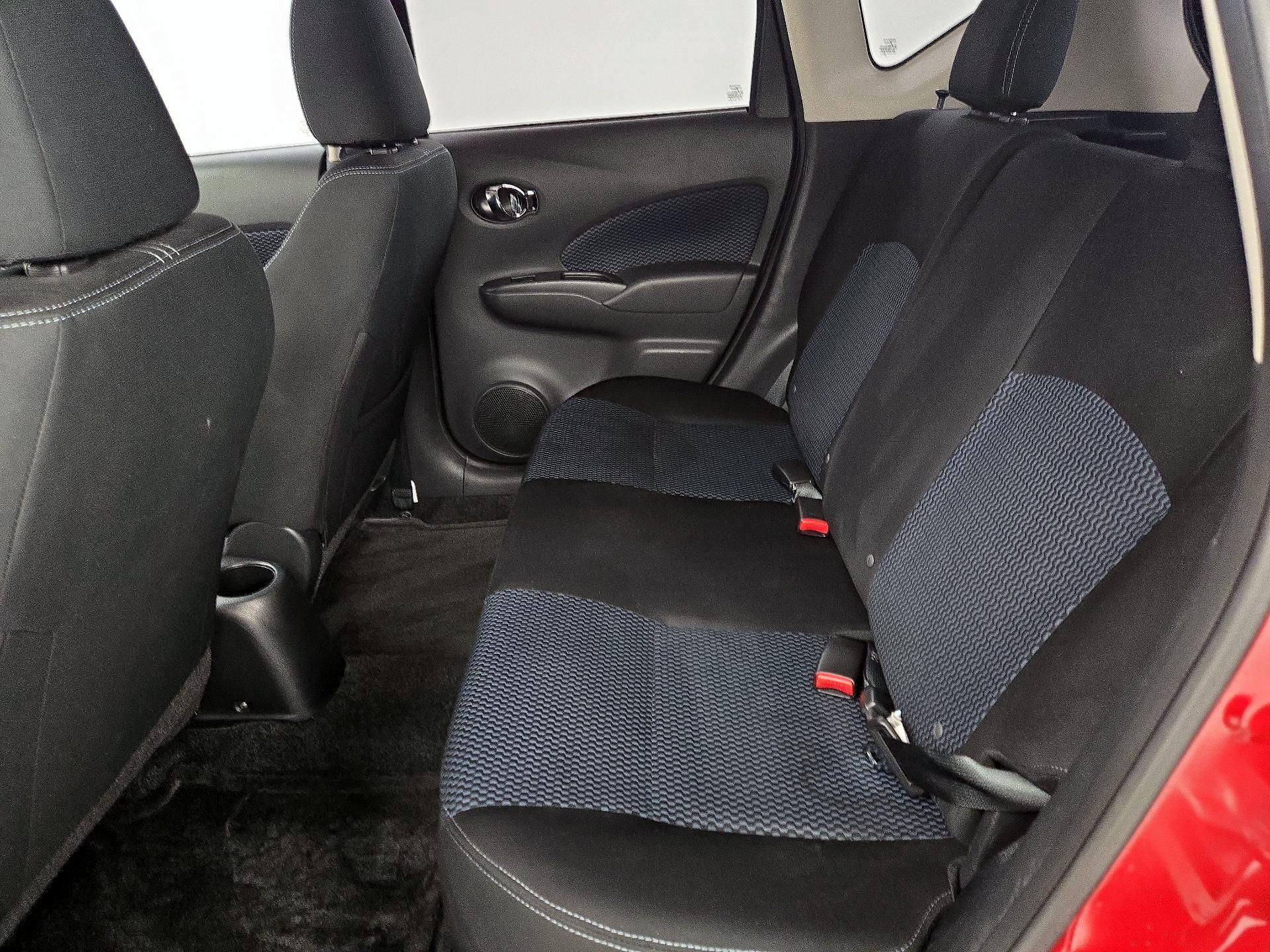 Thumbnail: 2016 Nissan Versa Note - 19