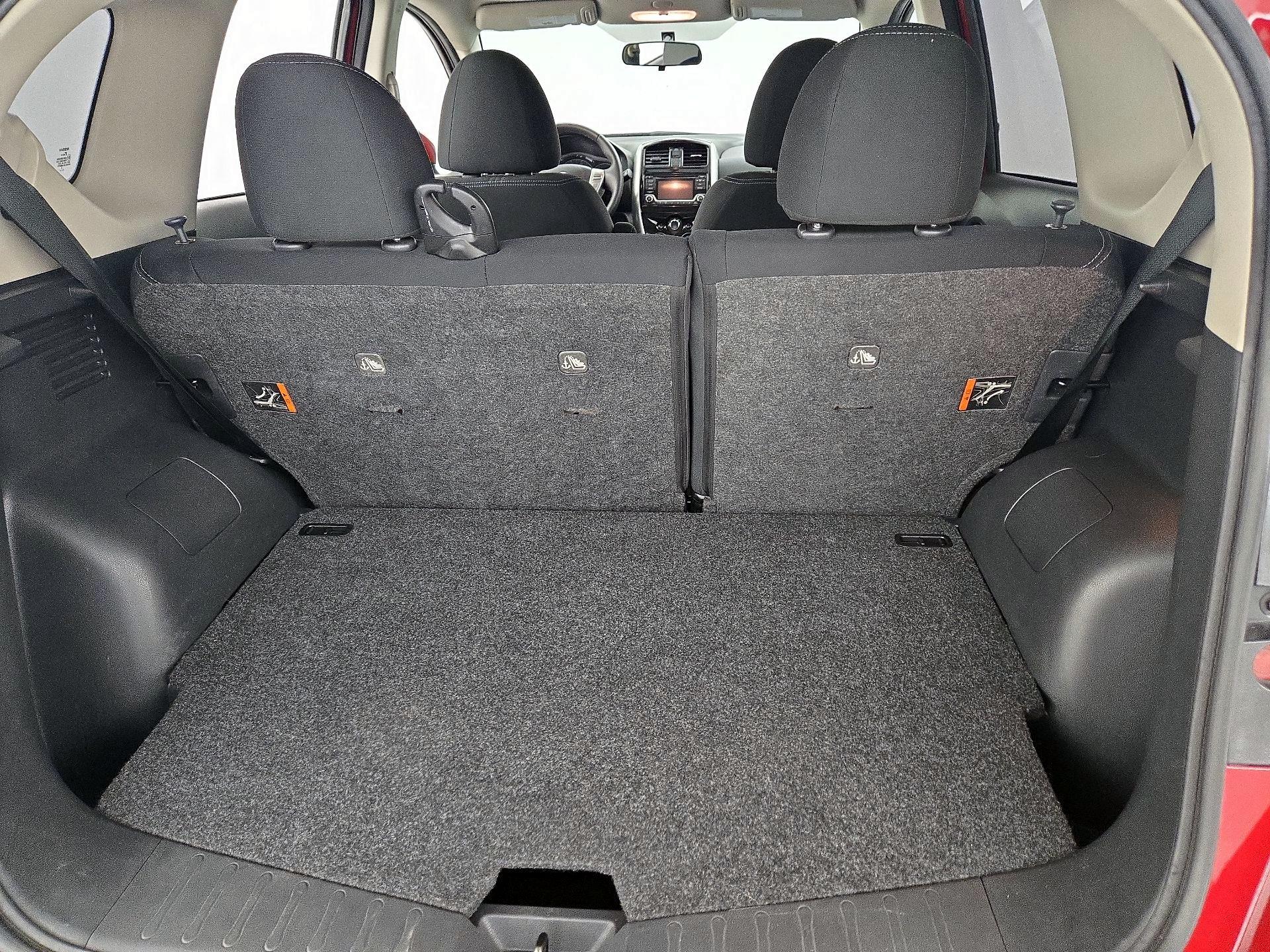 Thumbnail: 2016 Nissan Versa Note - 20