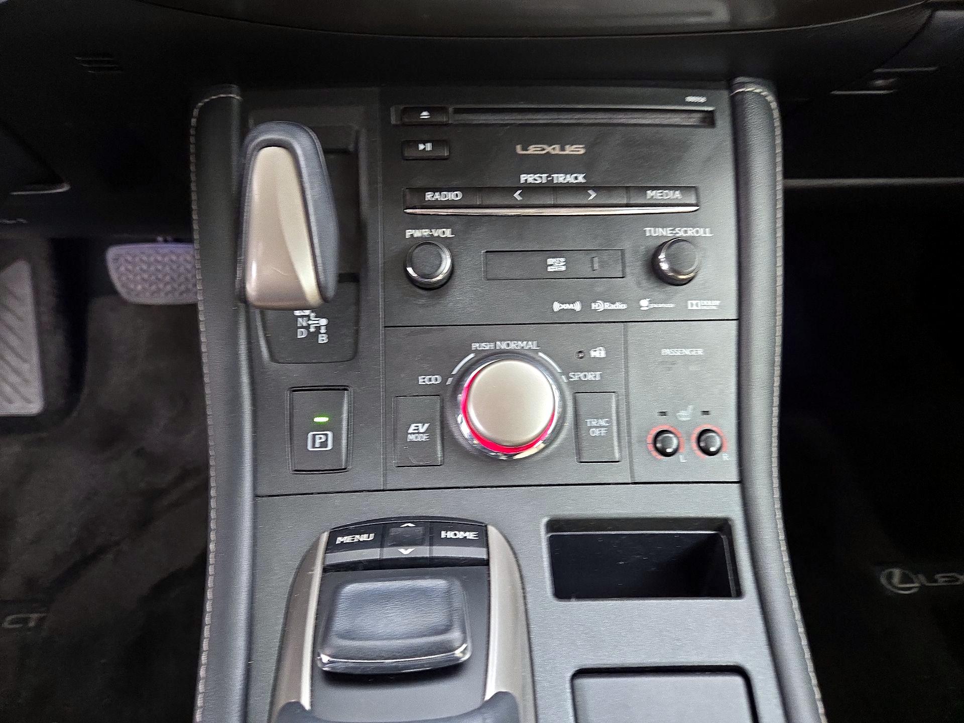 Thumbnail: 2017 Lexus CT - 16