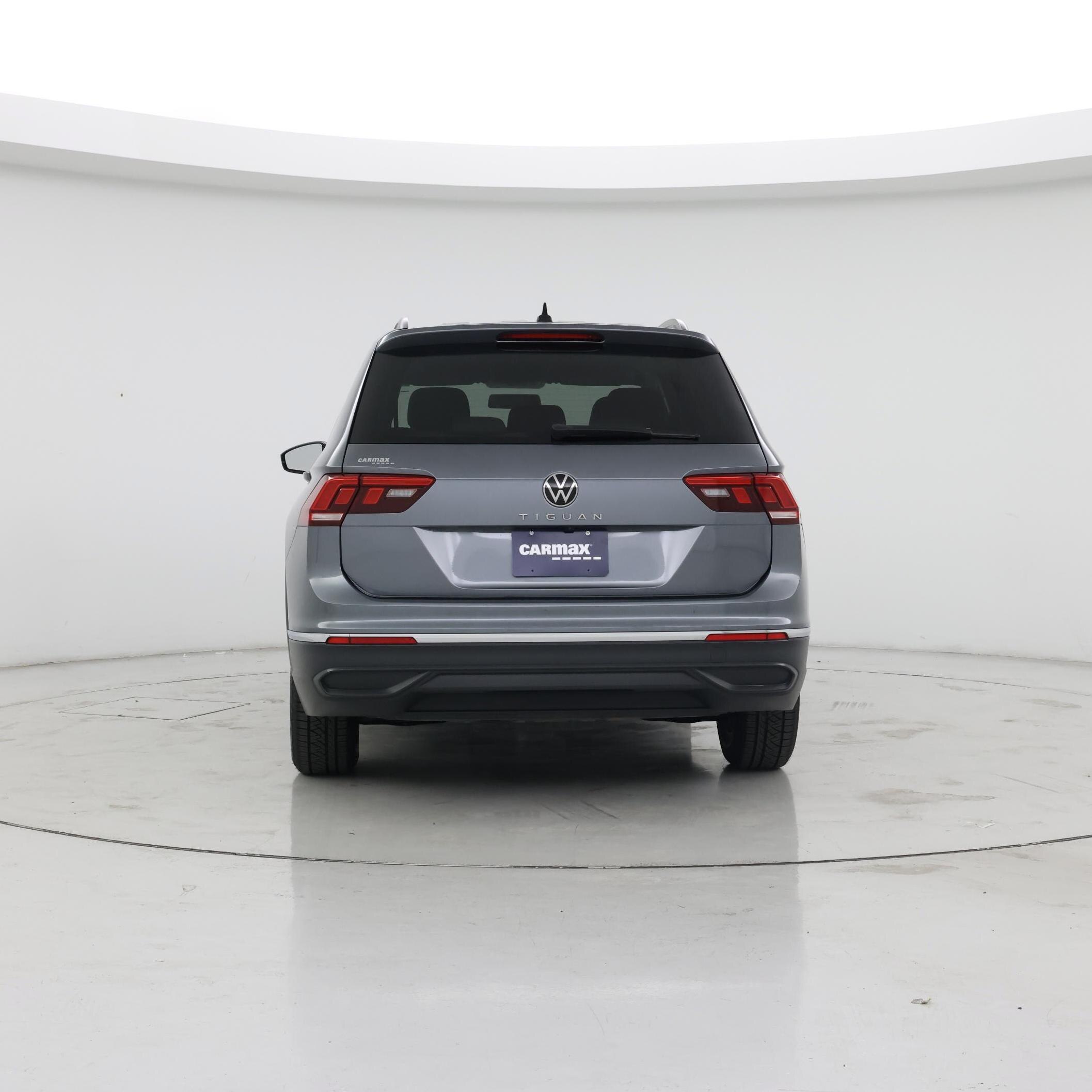 Thumbnail: 2022 Volkswagen Tiguan - 6