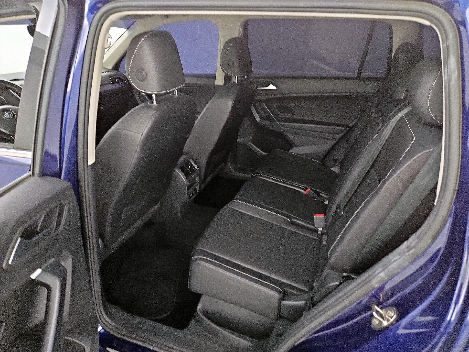 Thumbnail: 2021 Volkswagen Tiguan - 20