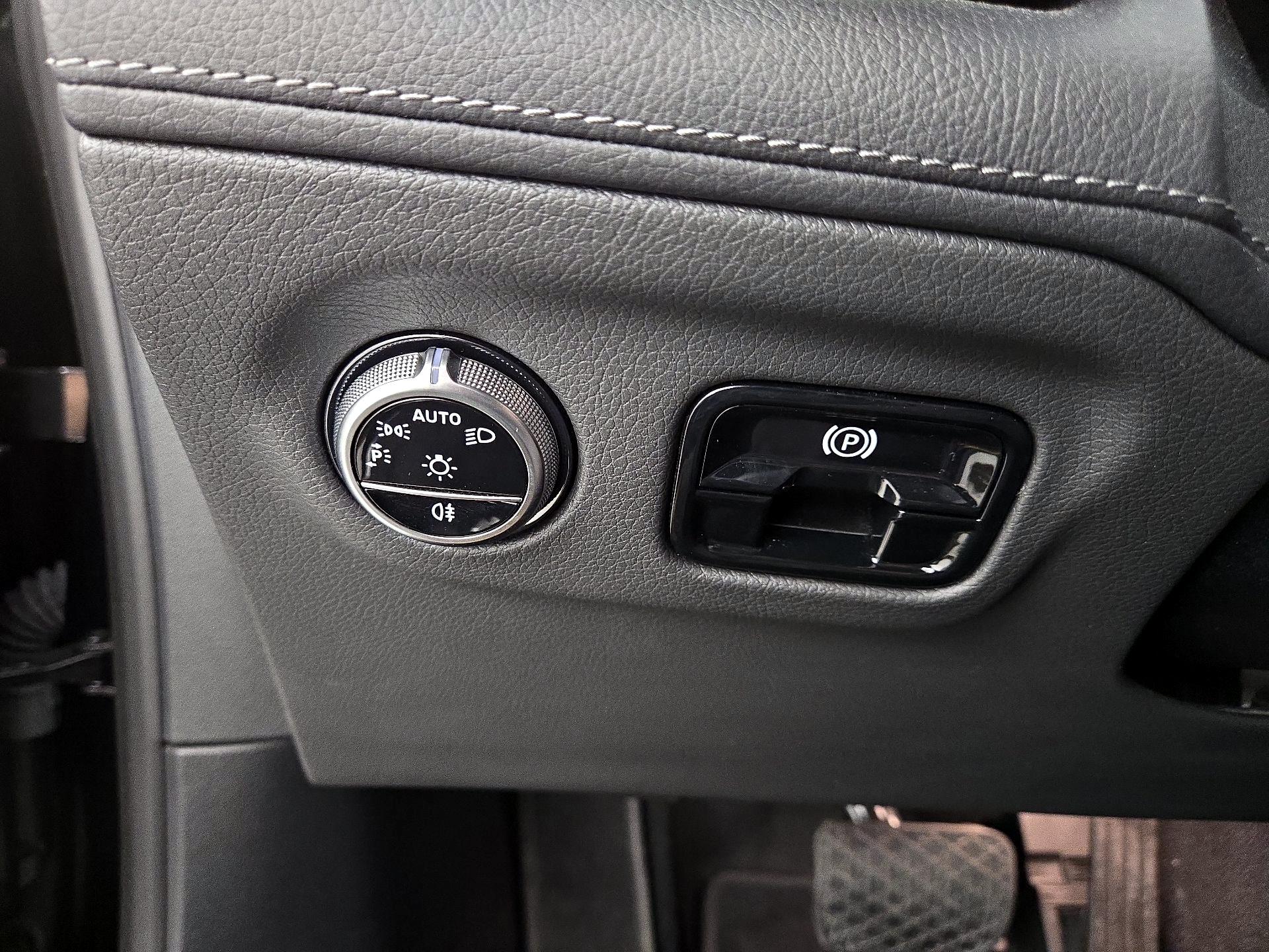 Thumbnail: 2024 Mercedes-Benz EQE - 13