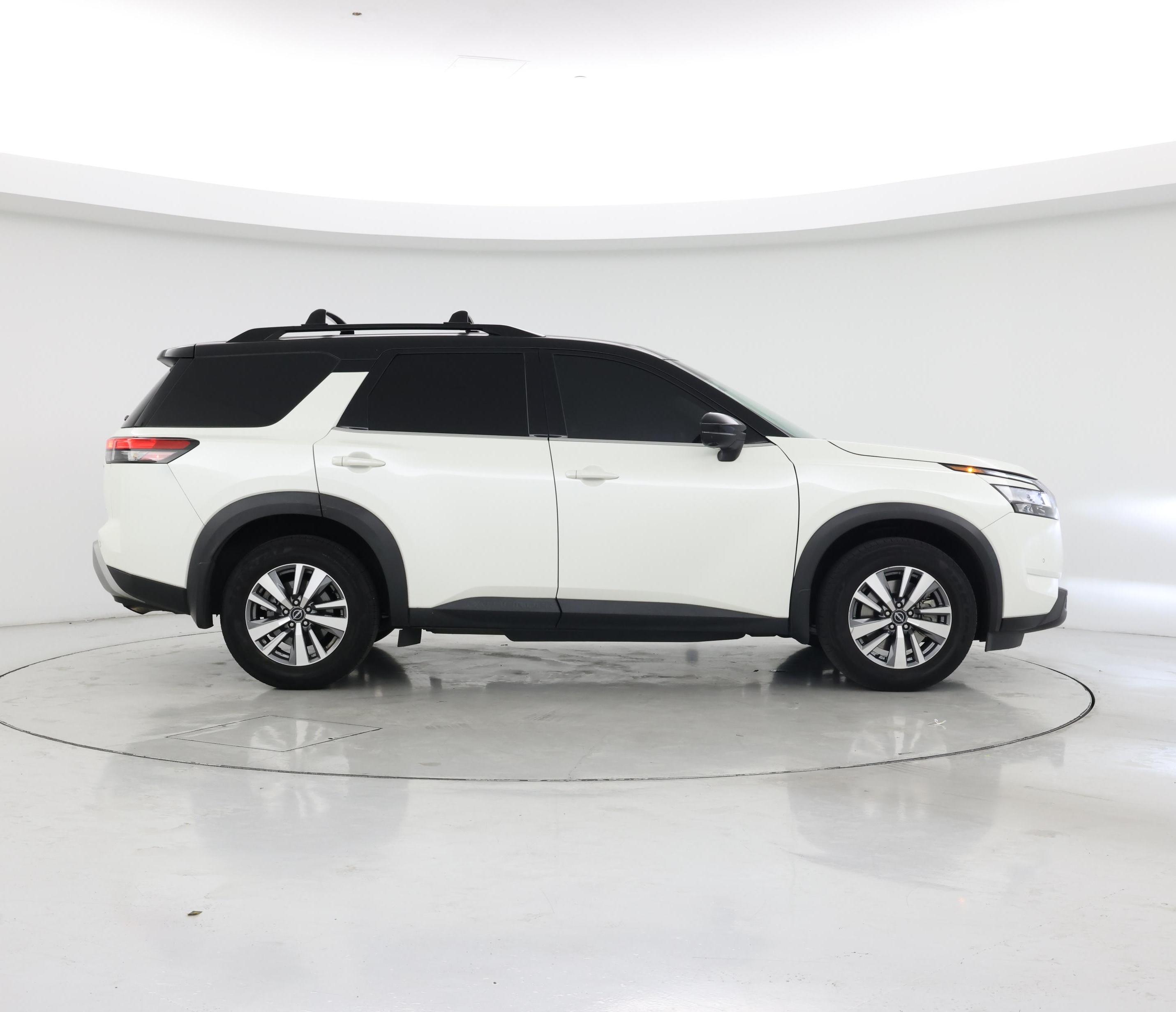 Thumbnail: 2022 Nissan Pathfinder - 7