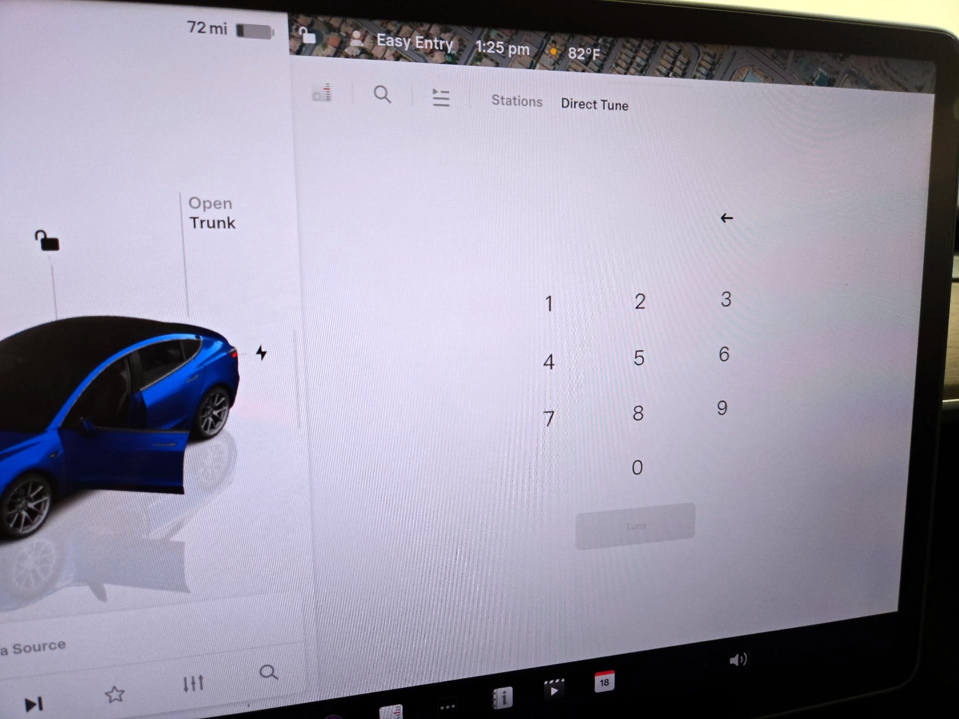 Thumbnail: 2022 Tesla Model 3 - 15