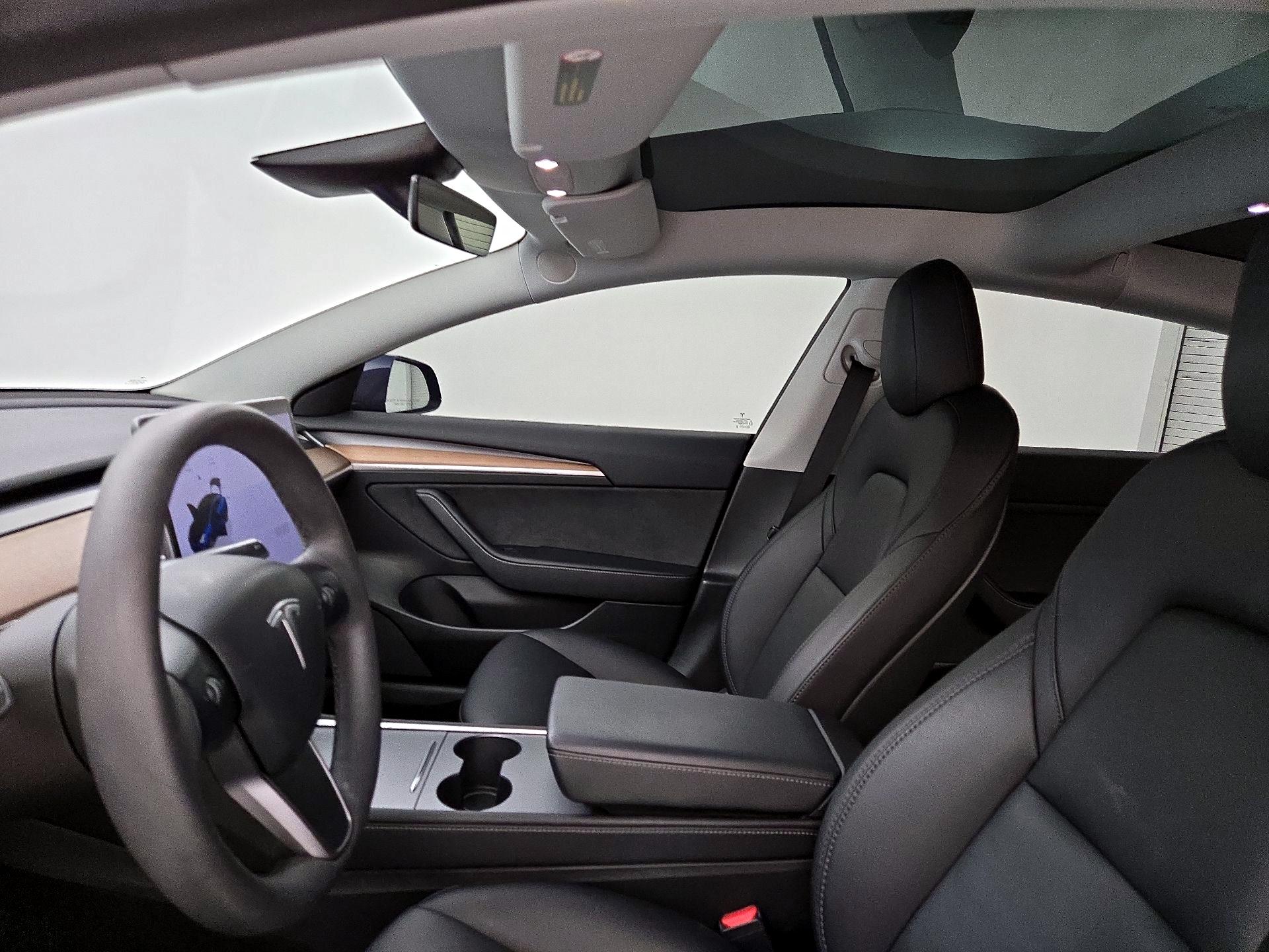 Thumbnail: 2022 Tesla Model 3 - 18