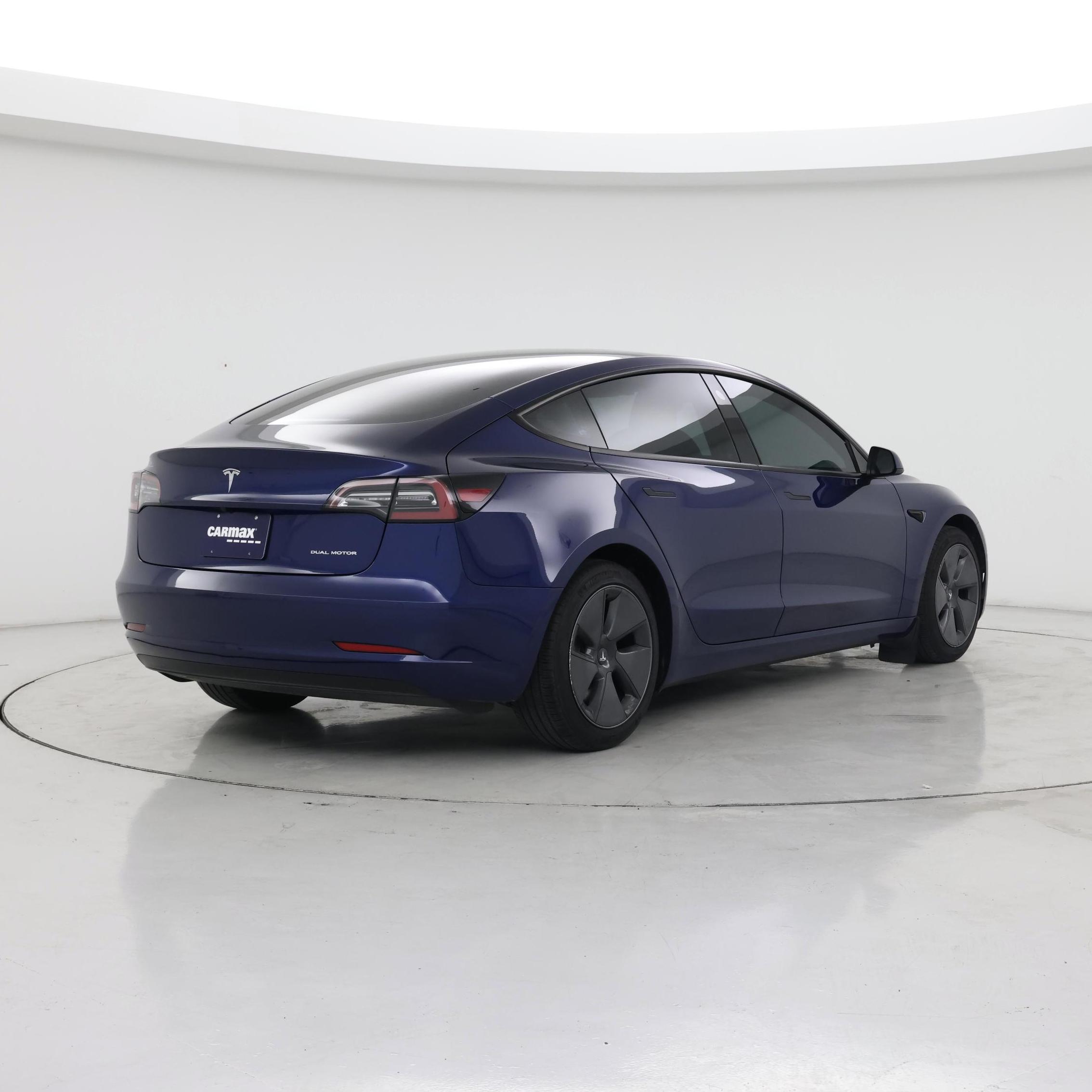 Thumbnail: 2022 Tesla Model 3 - 8