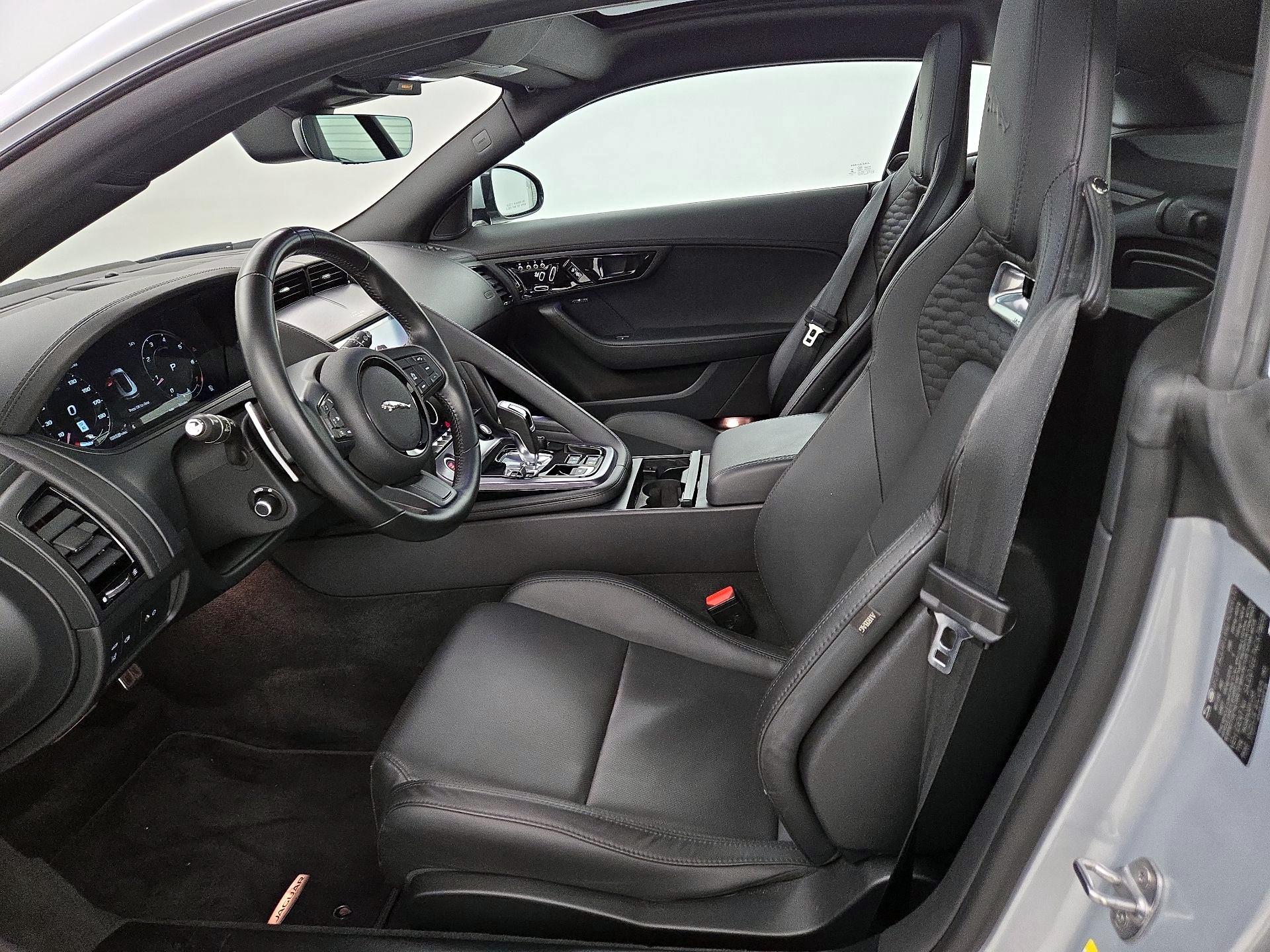 Thumbnail: 2022 Jaguar F-Type - 11