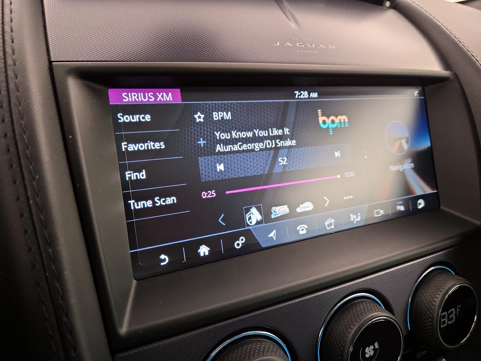 Thumbnail: 2022 Jaguar F-Type - 16