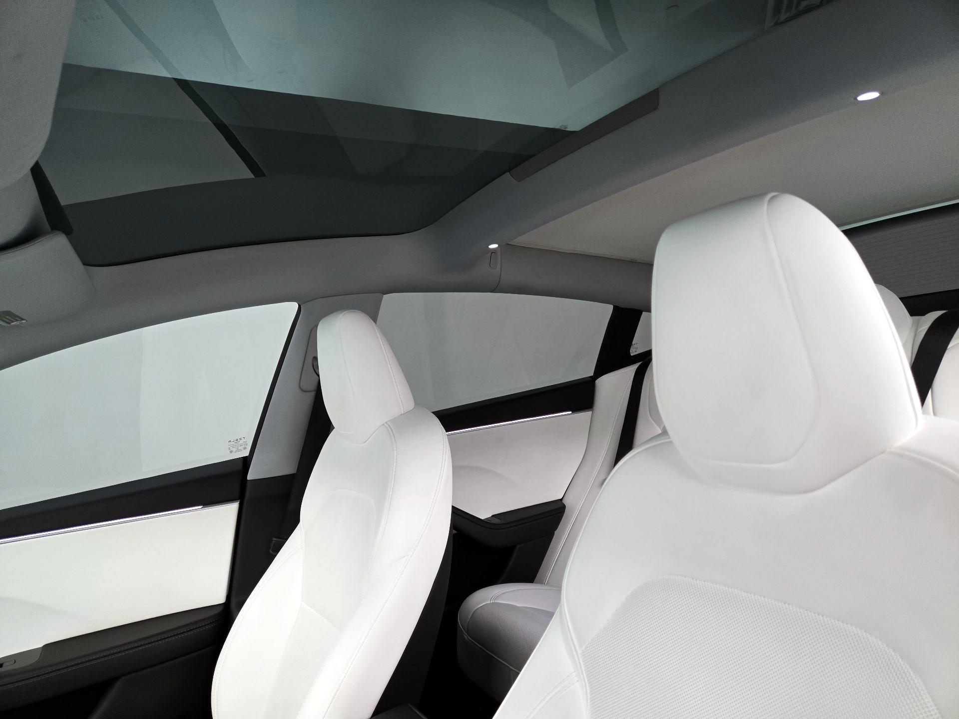 Thumbnail: 2025 Tesla Model 3 - 19