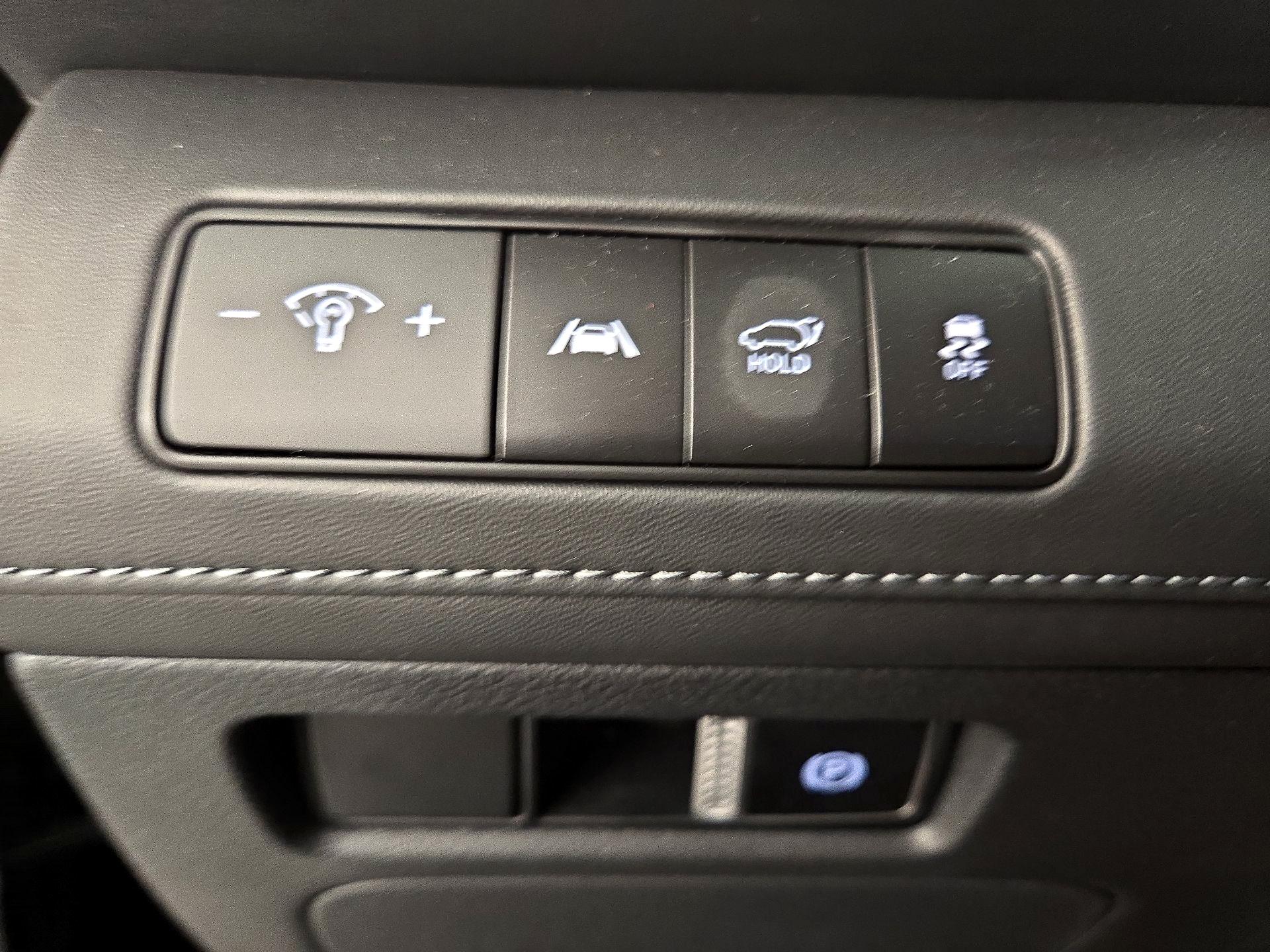 Thumbnail: 2023 Hyundai Santa Fe - 13