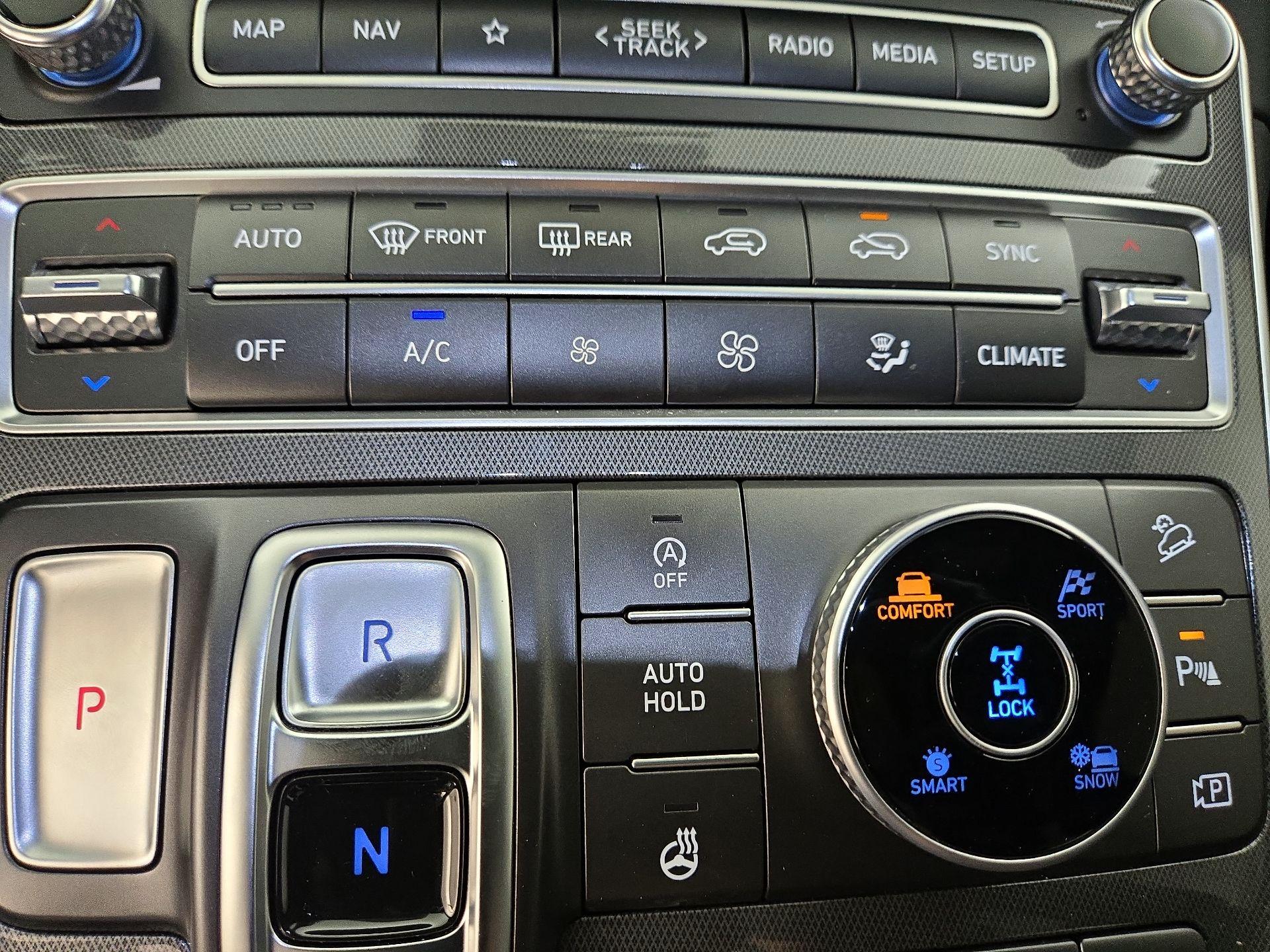 Thumbnail: 2023 Hyundai Santa Fe - 17