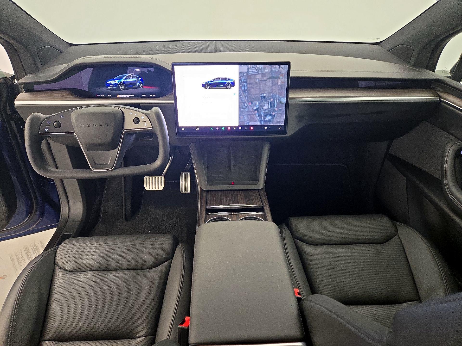 Thumbnail: 2022 Tesla Model X - 9