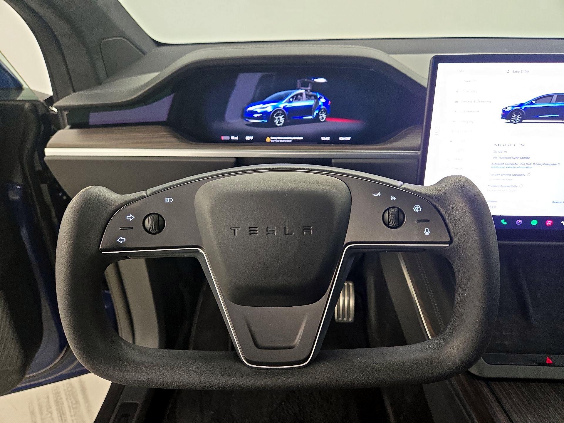 Thumbnail: 2022 Tesla Model X - 10