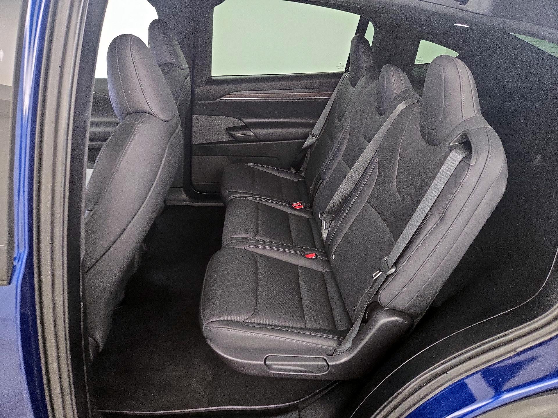 Thumbnail: 2022 Tesla Model X - 18