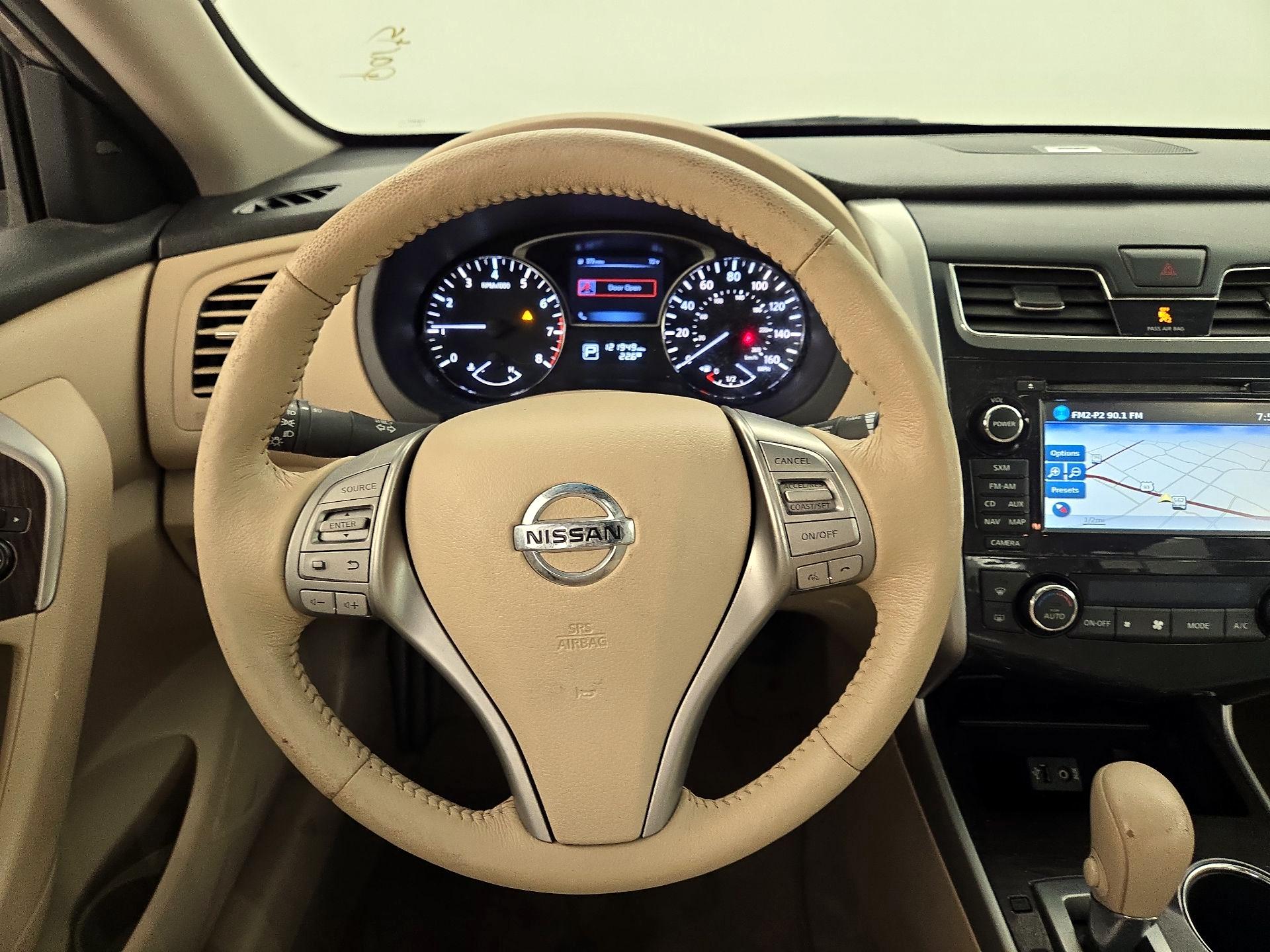 Thumbnail: 2014 Nissan Altima - 10