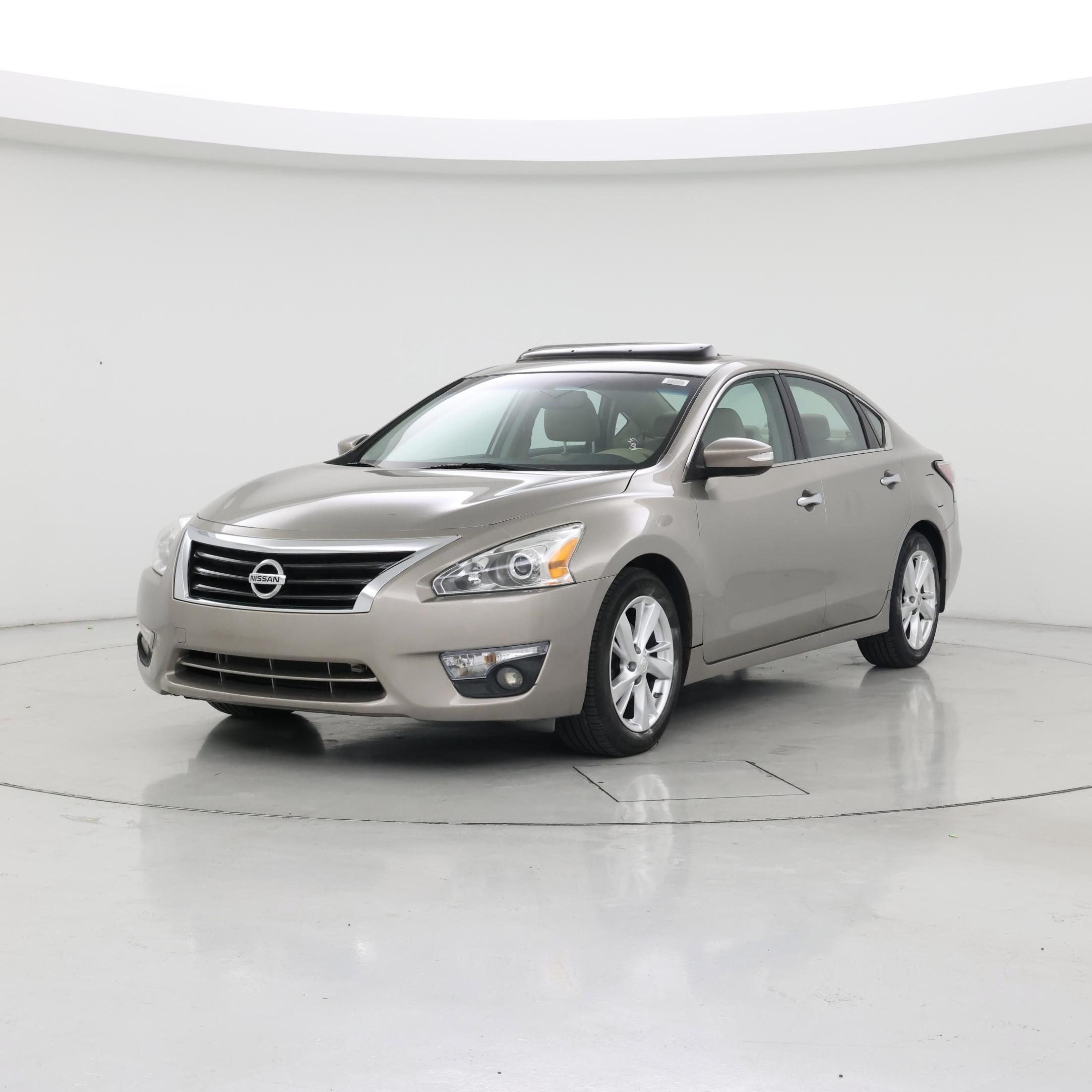 Thumbnail: 2014 Nissan Altima - 4