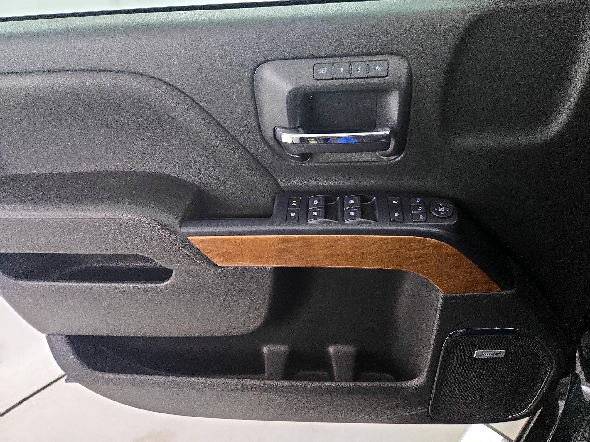 Thumbnail: 2017 Chevrolet Silverado 2500 - 12