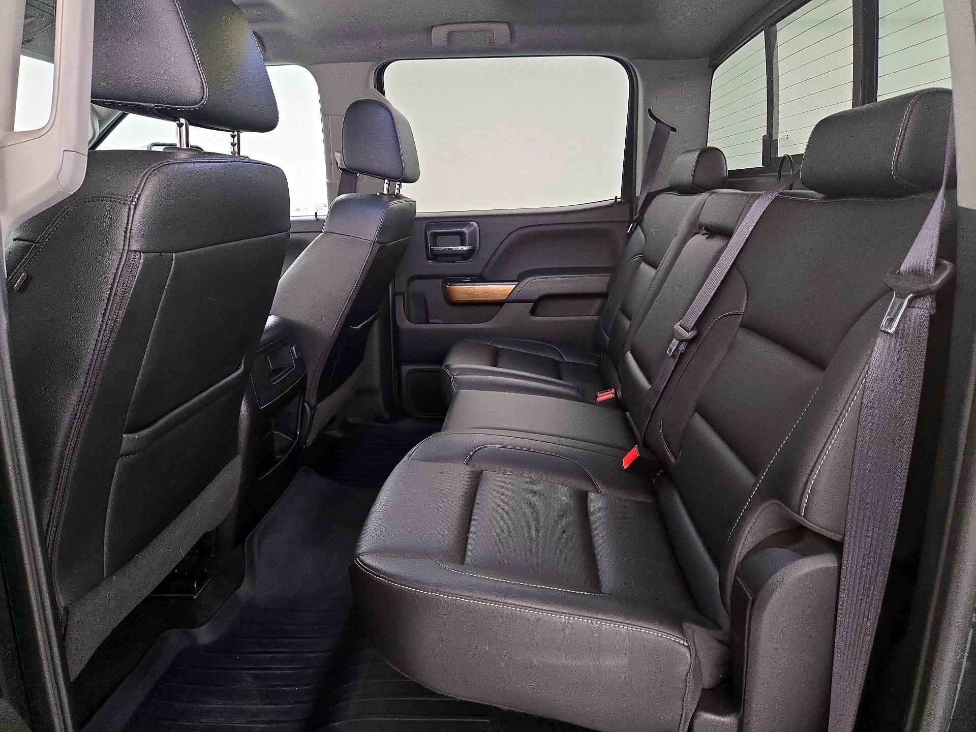 Thumbnail: 2017 Chevrolet Silverado 2500 - 19