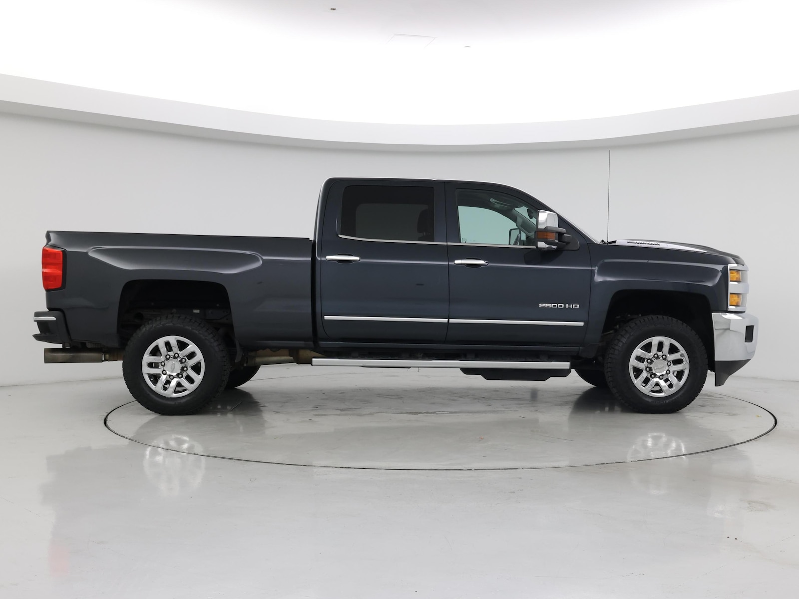 2017 Chevrolet Silverado 2500HD LTZ - Photo 8