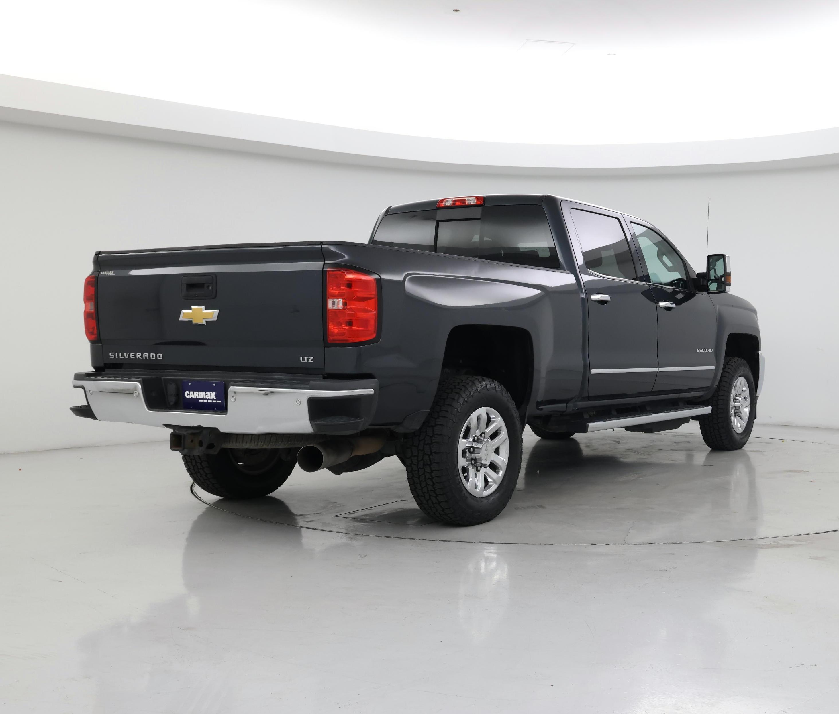 Thumbnail: 2017 Chevrolet Silverado 2500 - 8