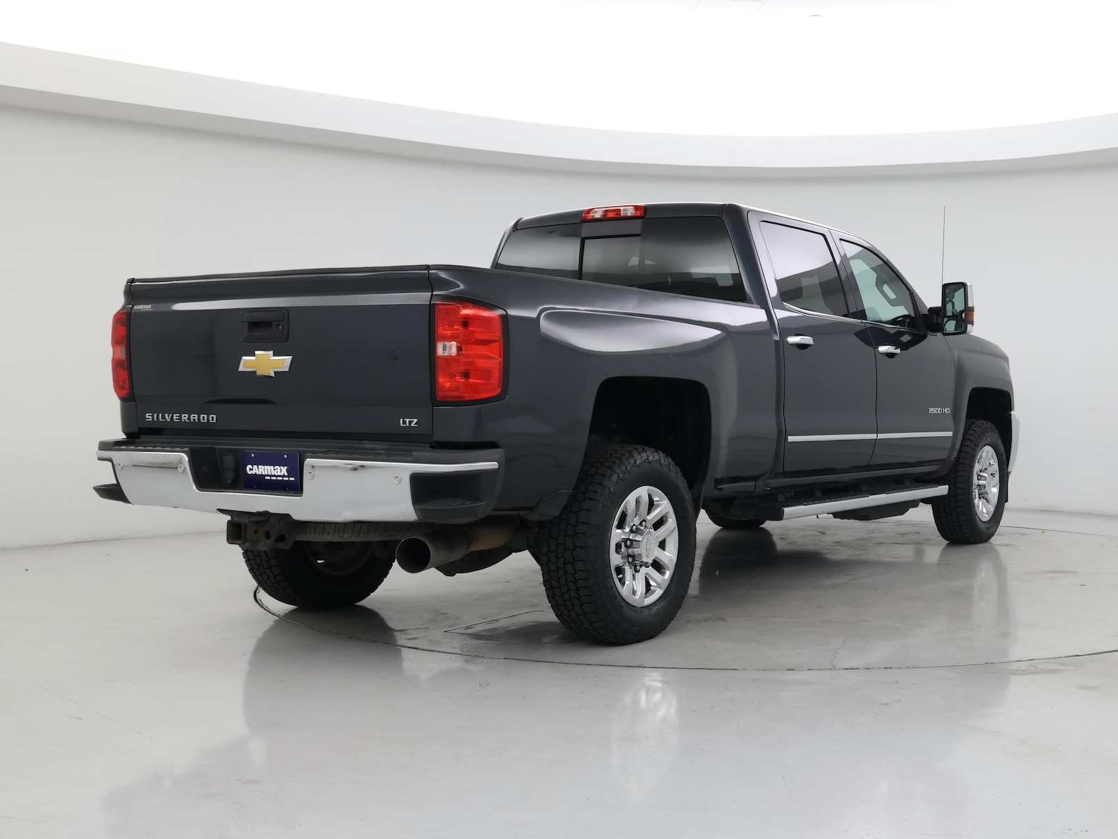 2017 Chevrolet Silverado 2500HD LTZ - Photo 9
