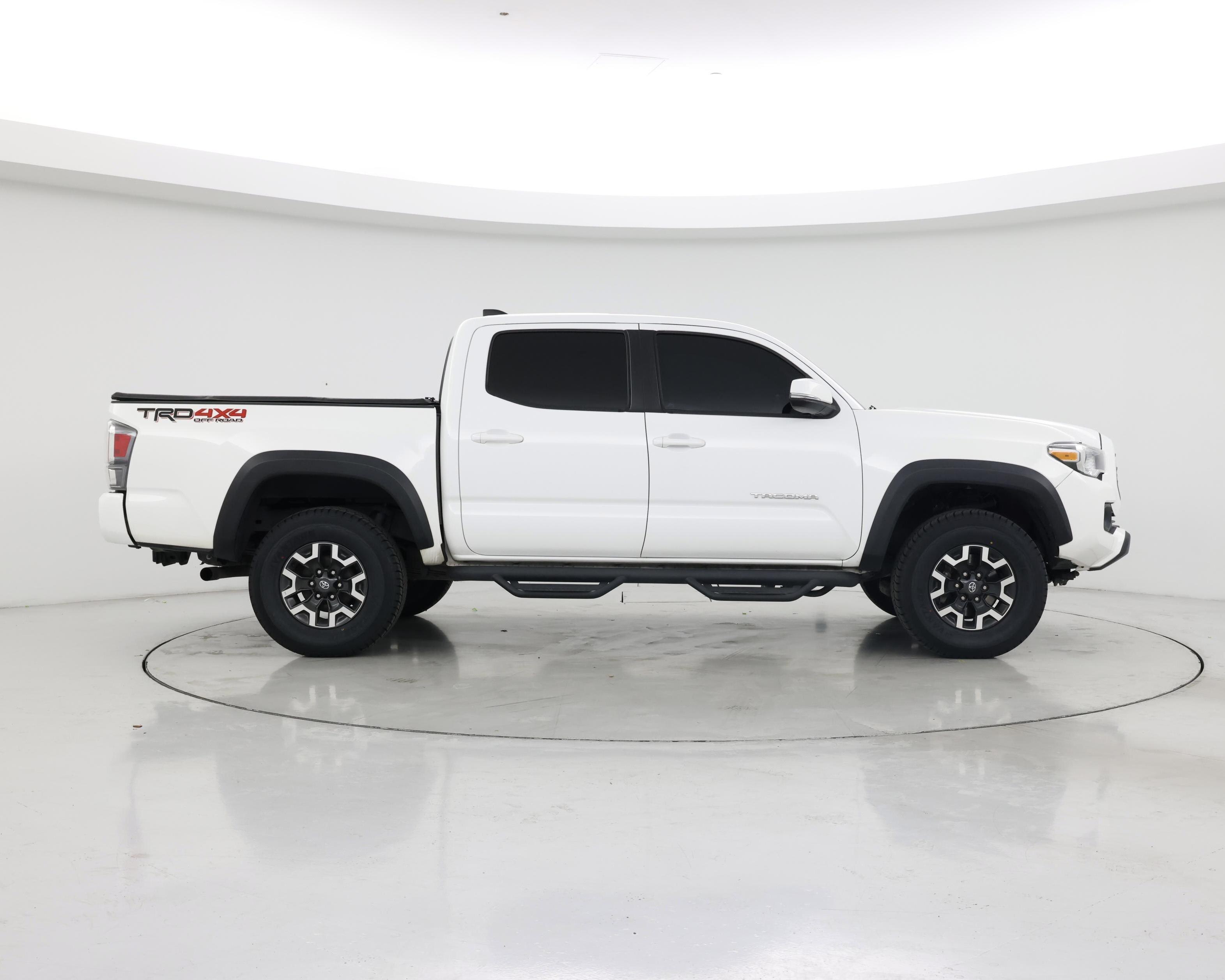Thumbnail: 2022 Toyota Tacoma - 7