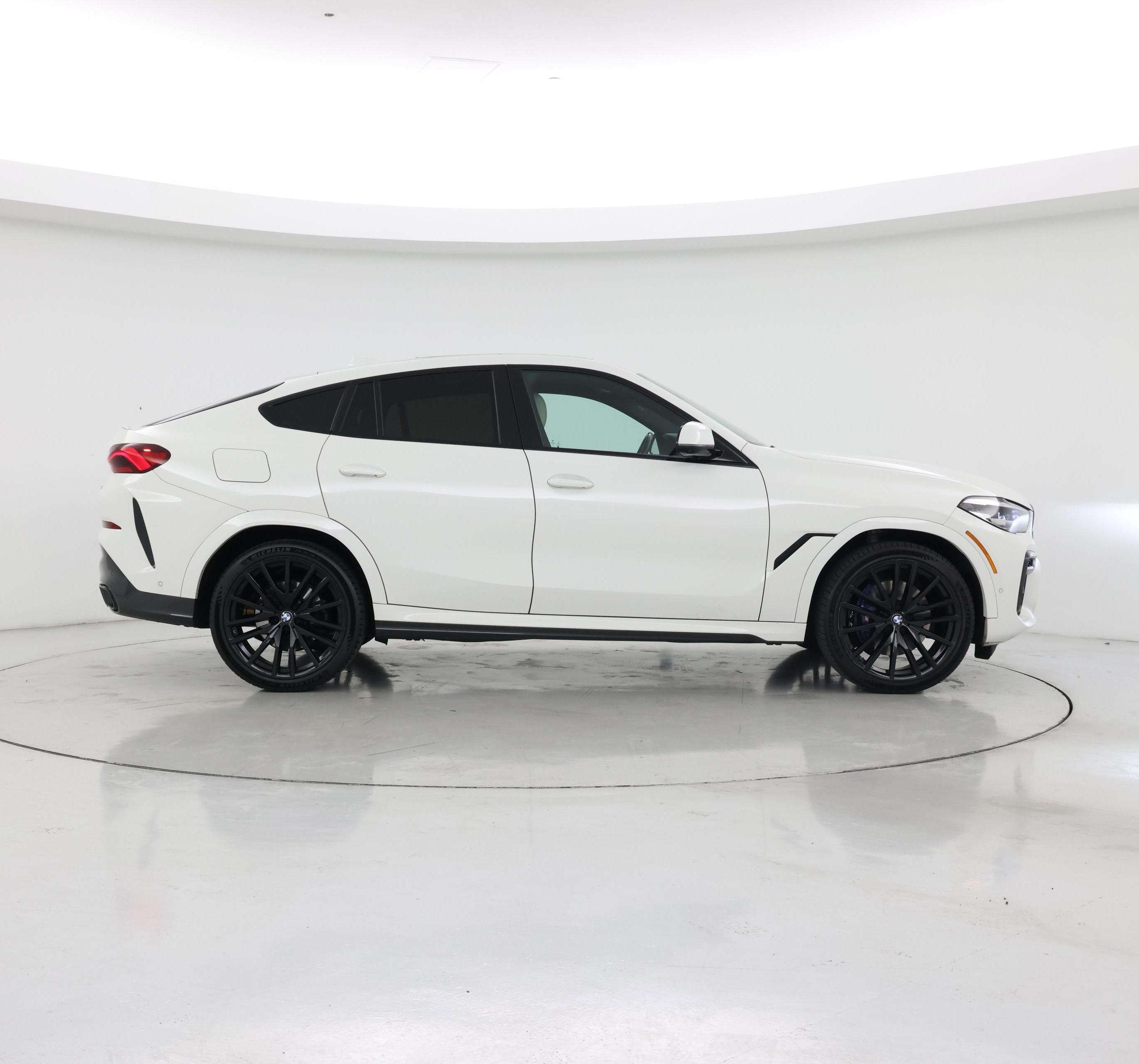 Thumbnail: 2022 BMW X6 - 7
