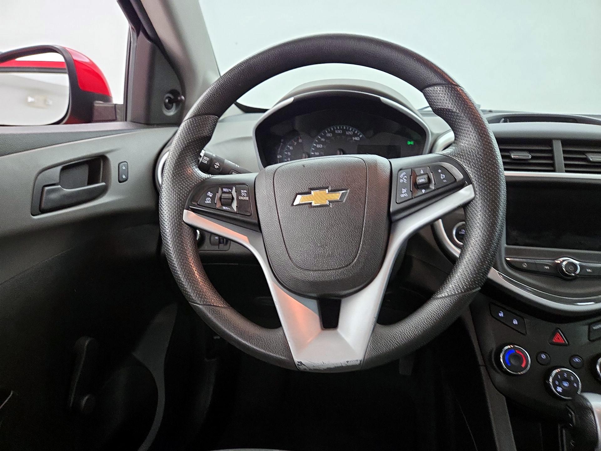 Thumbnail: 2019 Chevrolet Sonic - 10