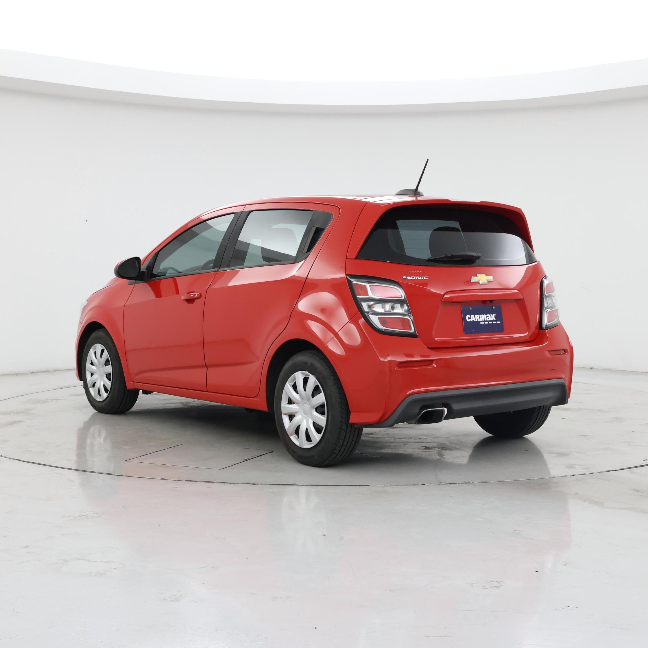 Thumbnail: 2019 Chevrolet Sonic - 2