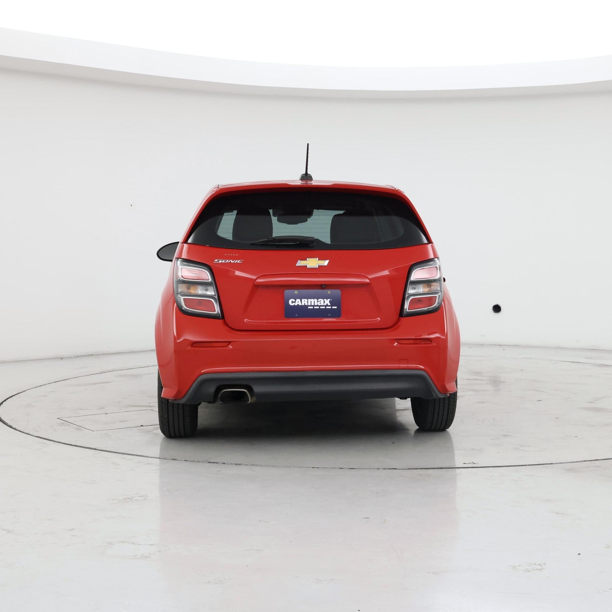 Thumbnail: 2019 Chevrolet Sonic - 6