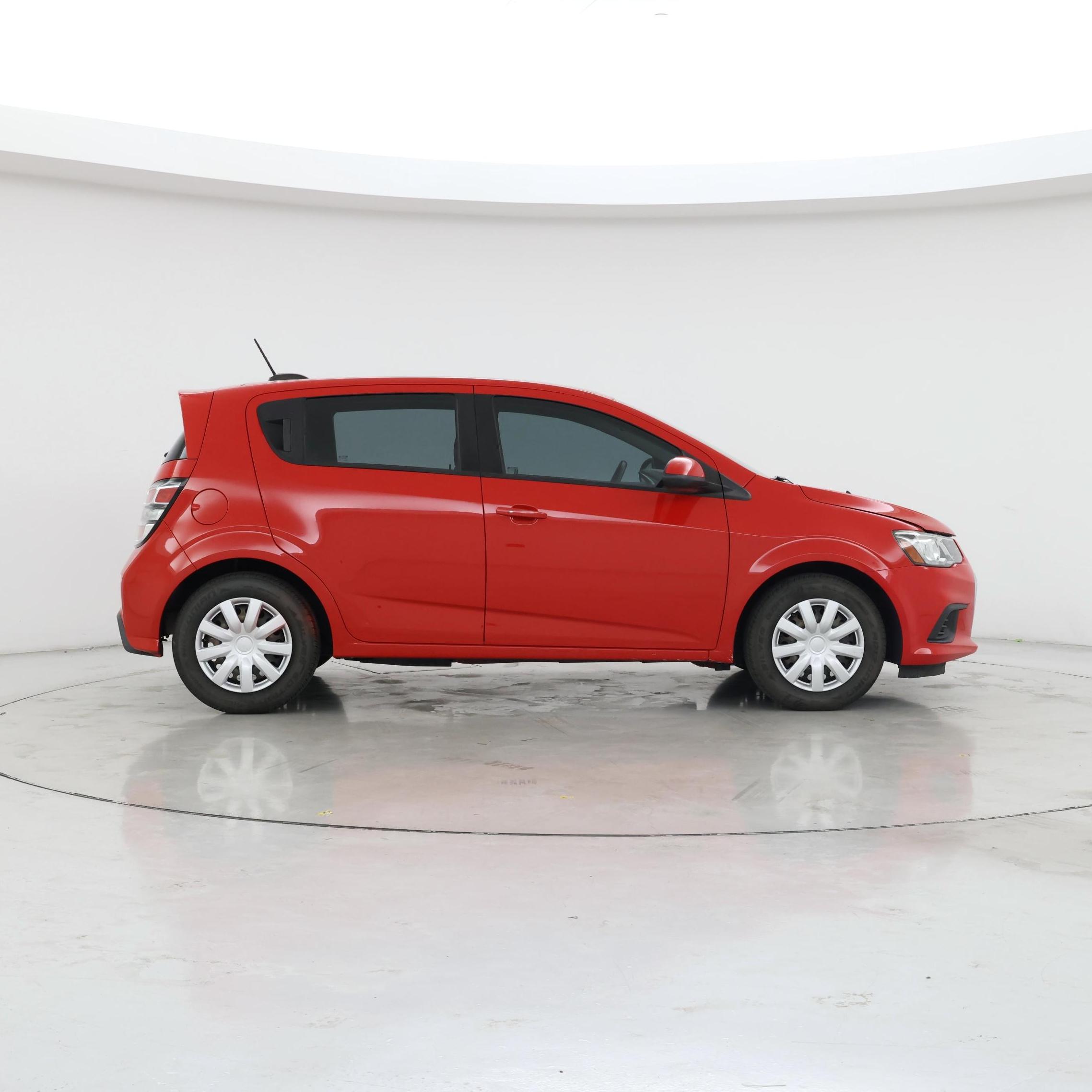 Thumbnail: 2019 Chevrolet Sonic - 7