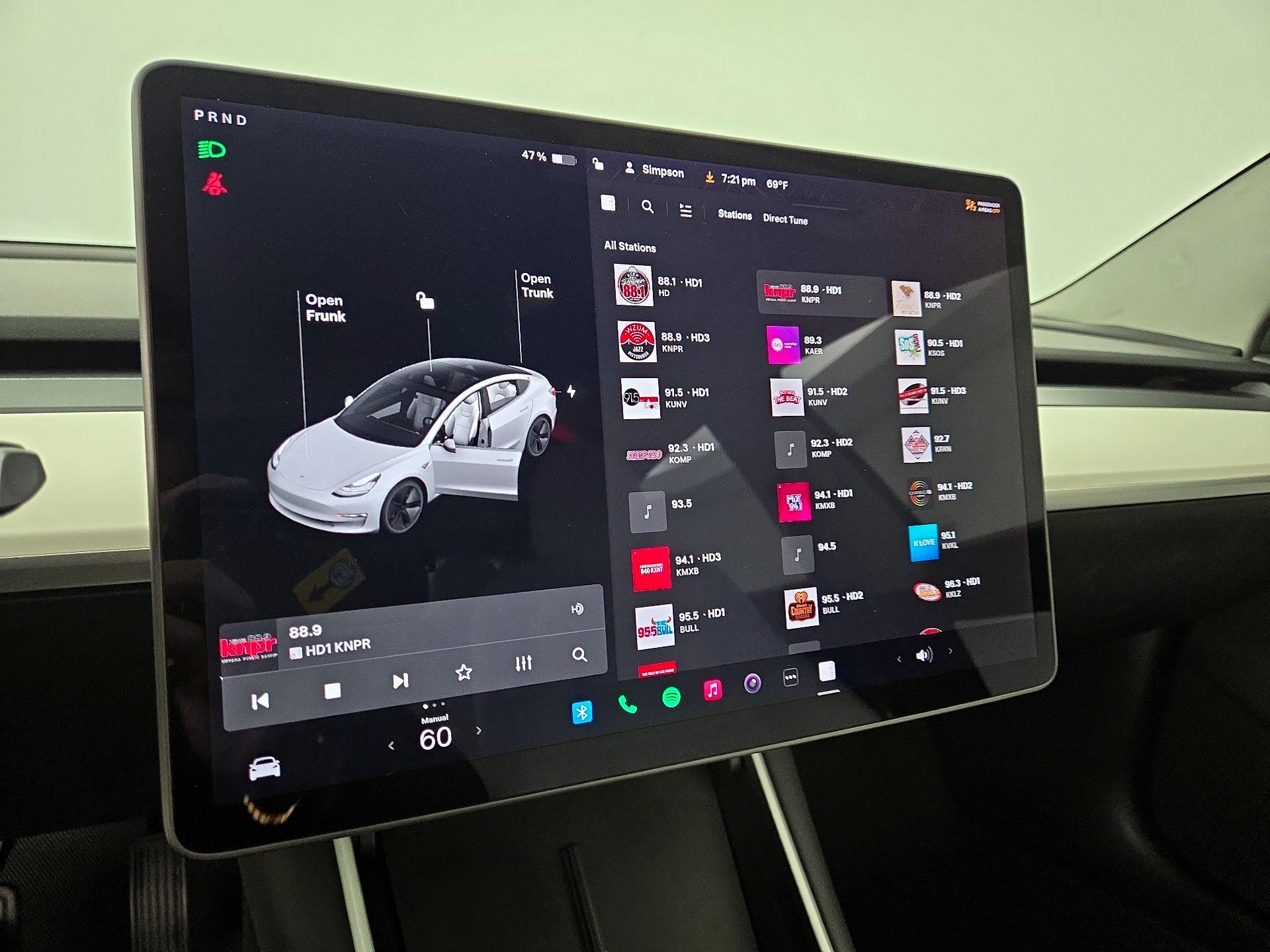 Thumbnail: 2020 Tesla Model 3 - 15