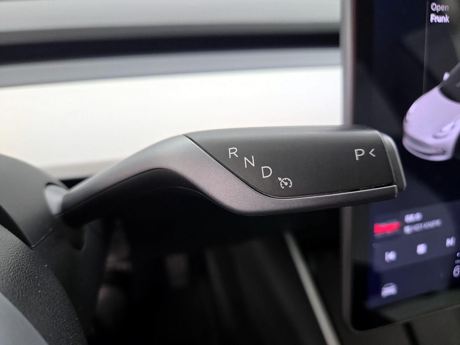 Thumbnail: 2020 Tesla Model 3 - 17