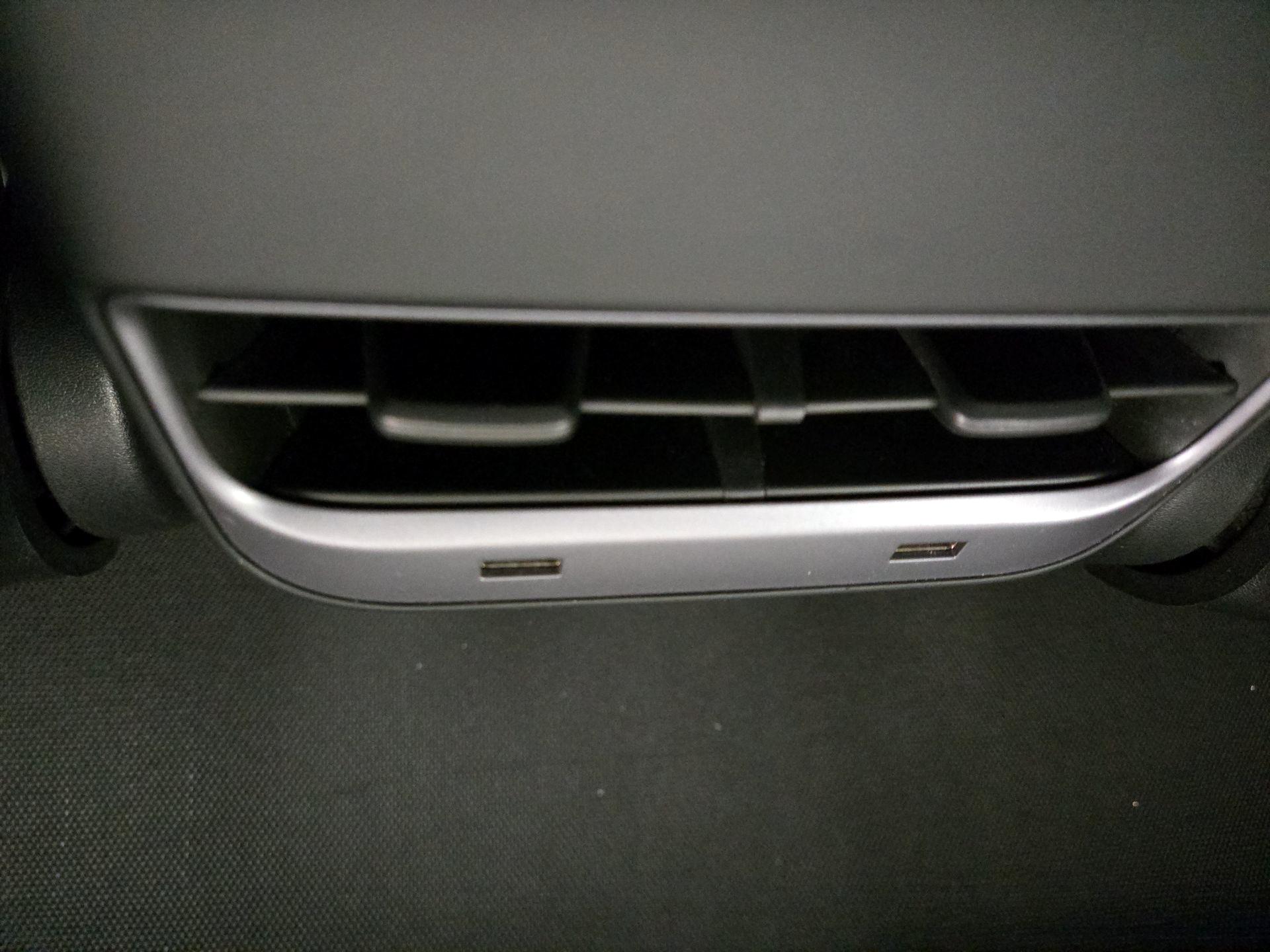 Thumbnail: 2020 Tesla Model 3 - 18