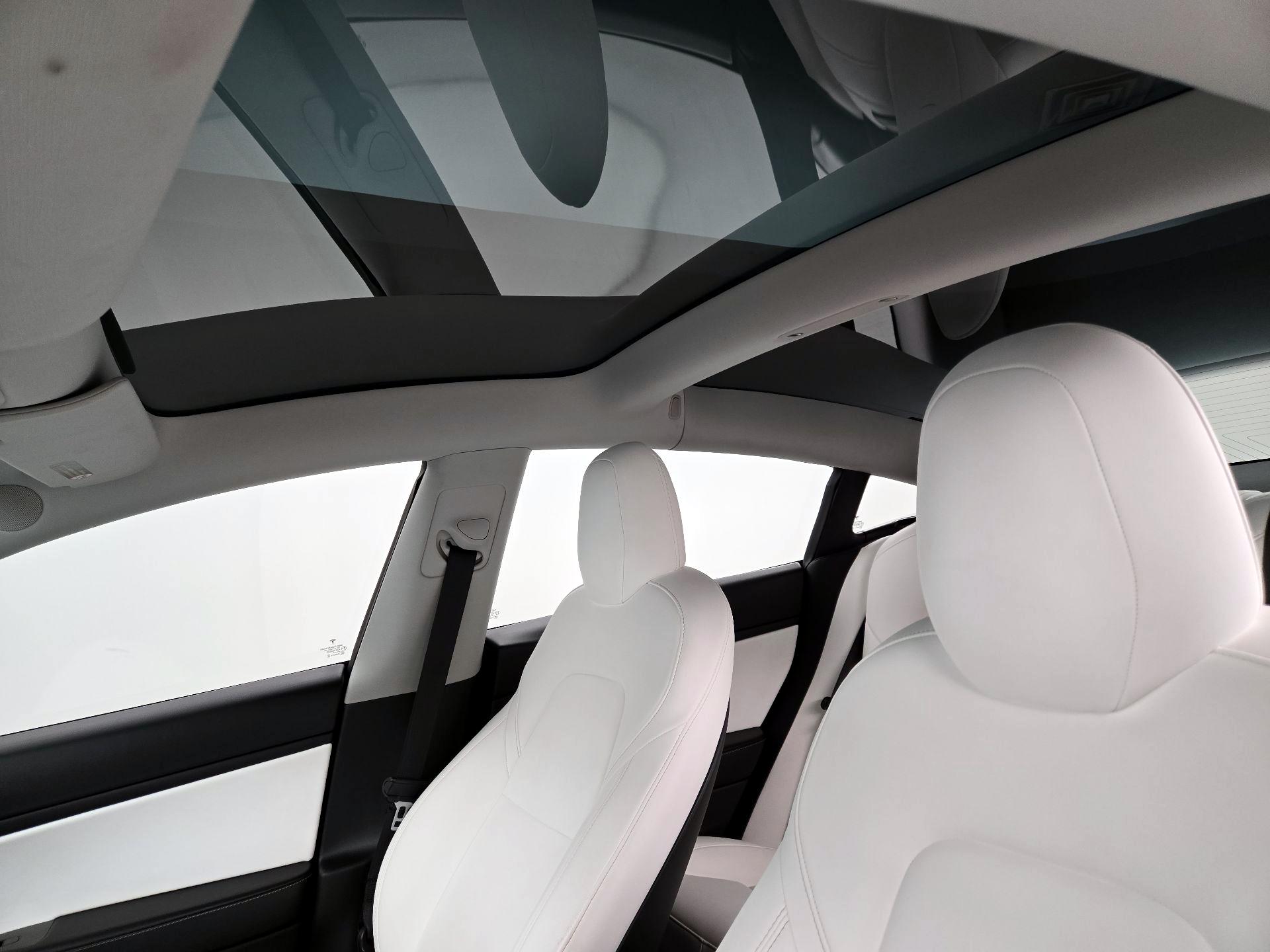 Thumbnail: 2020 Tesla Model 3 - 19