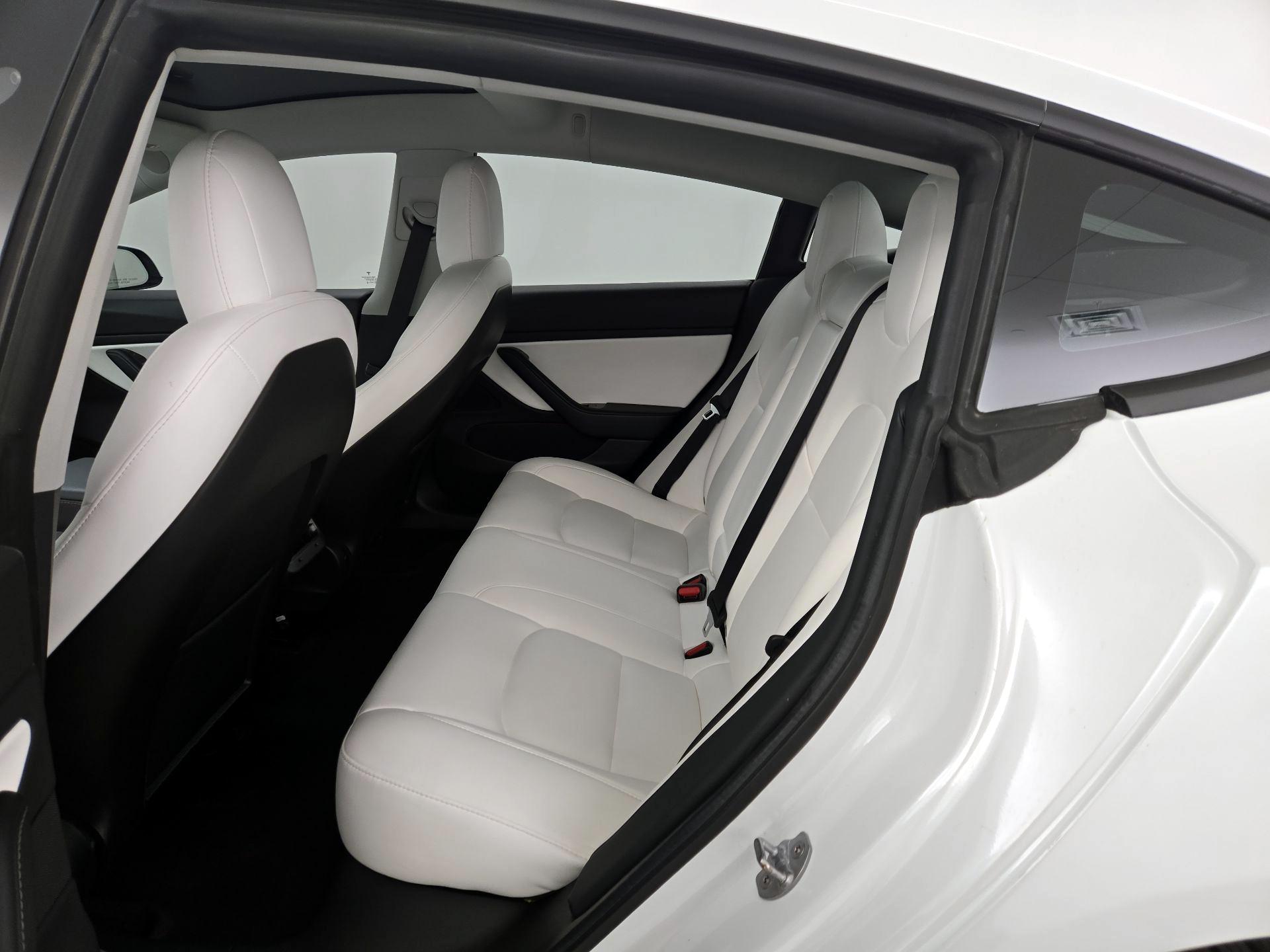 Thumbnail: 2020 Tesla Model 3 - 20