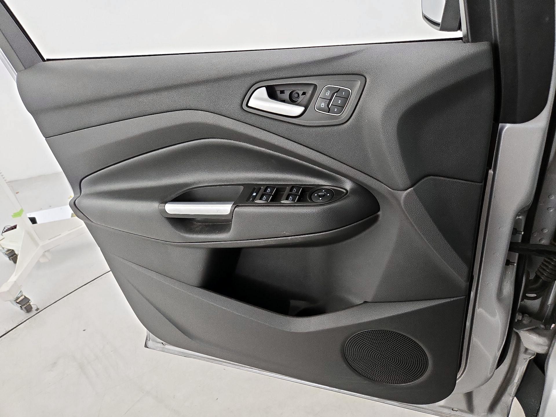 Thumbnail: 2017 Ford Escape - 12