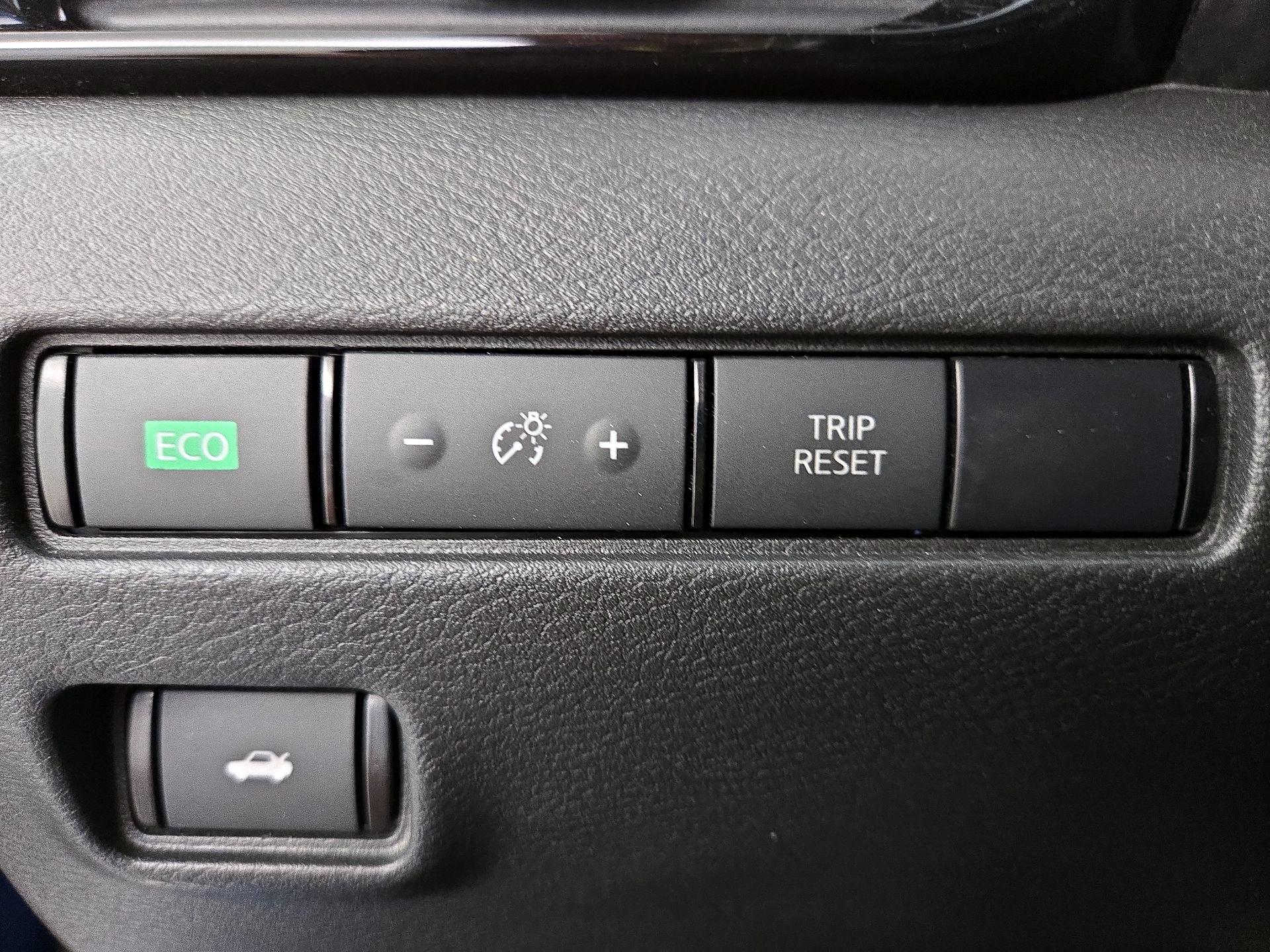 Thumbnail: 2021 Nissan Sentra - 13