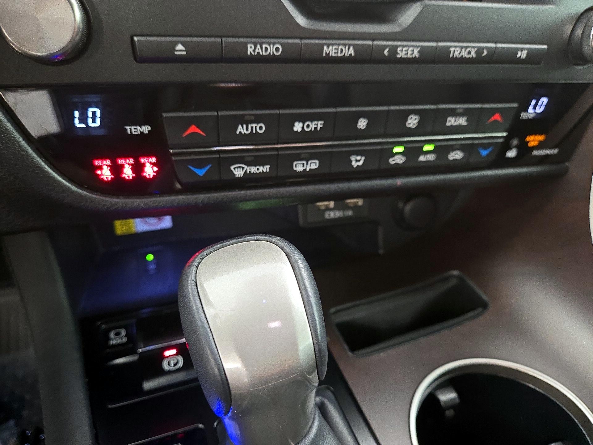 Thumbnail: 2021 Lexus RX - 17