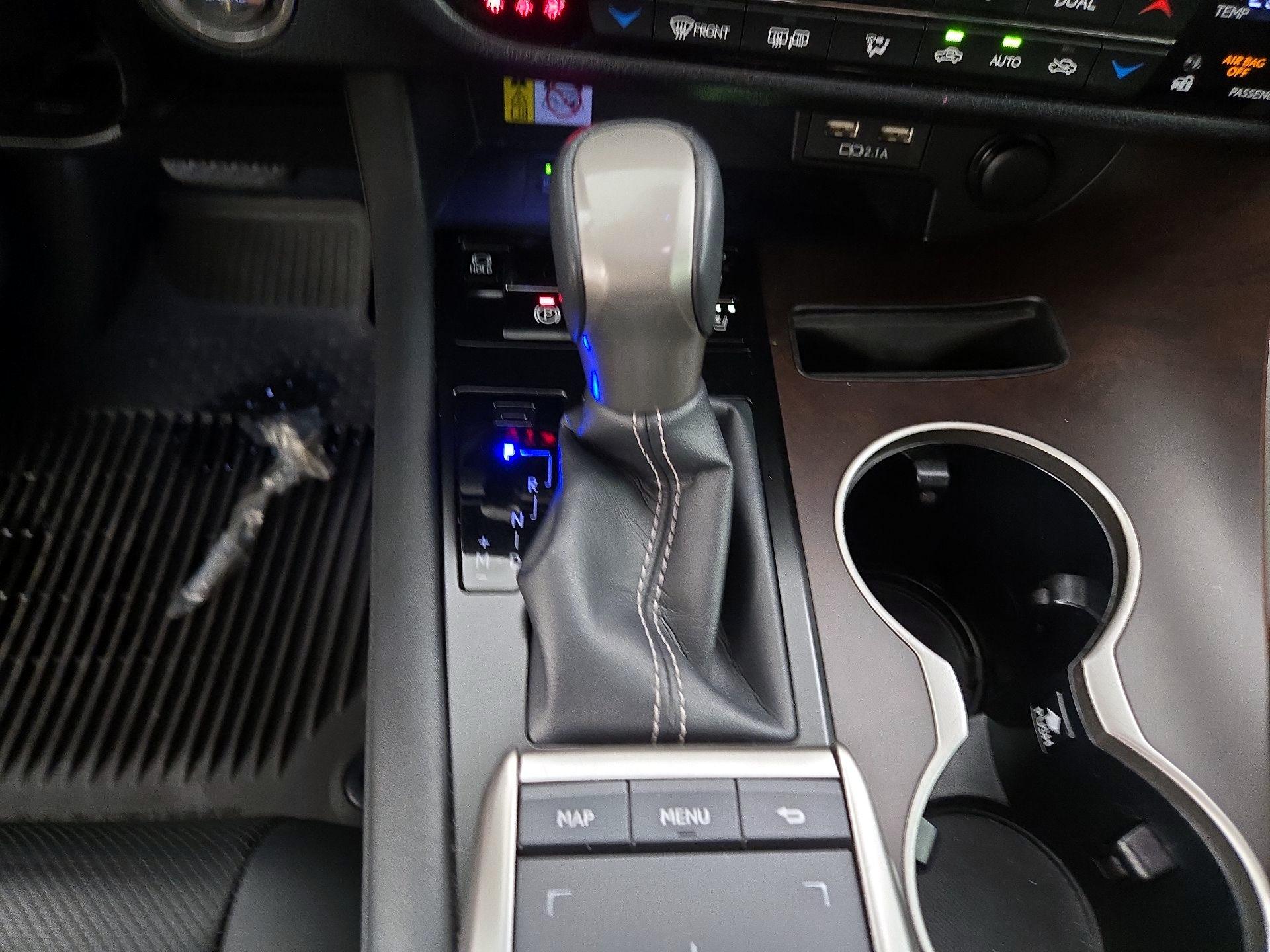 Thumbnail: 2021 Lexus RX - 18