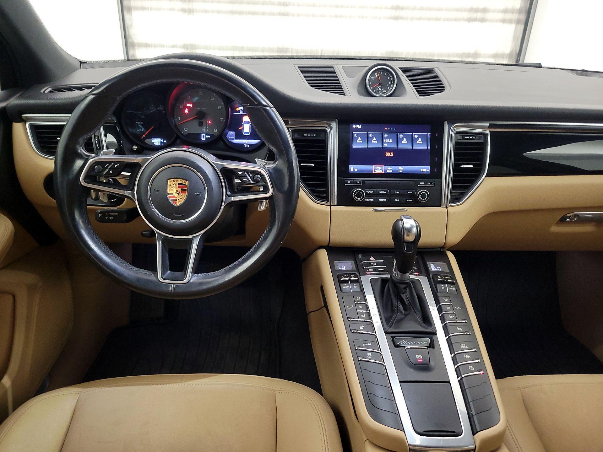 Thumbnail: 2018 Porsche Macan - 9