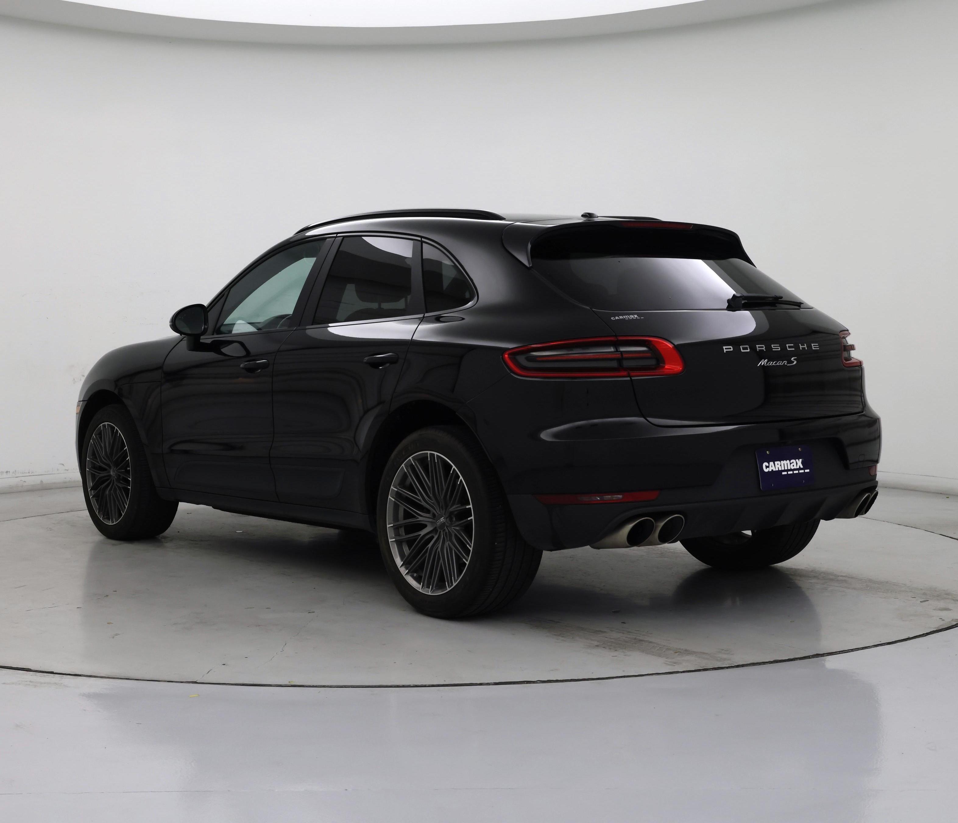 Thumbnail: 2018 Porsche Macan - 2