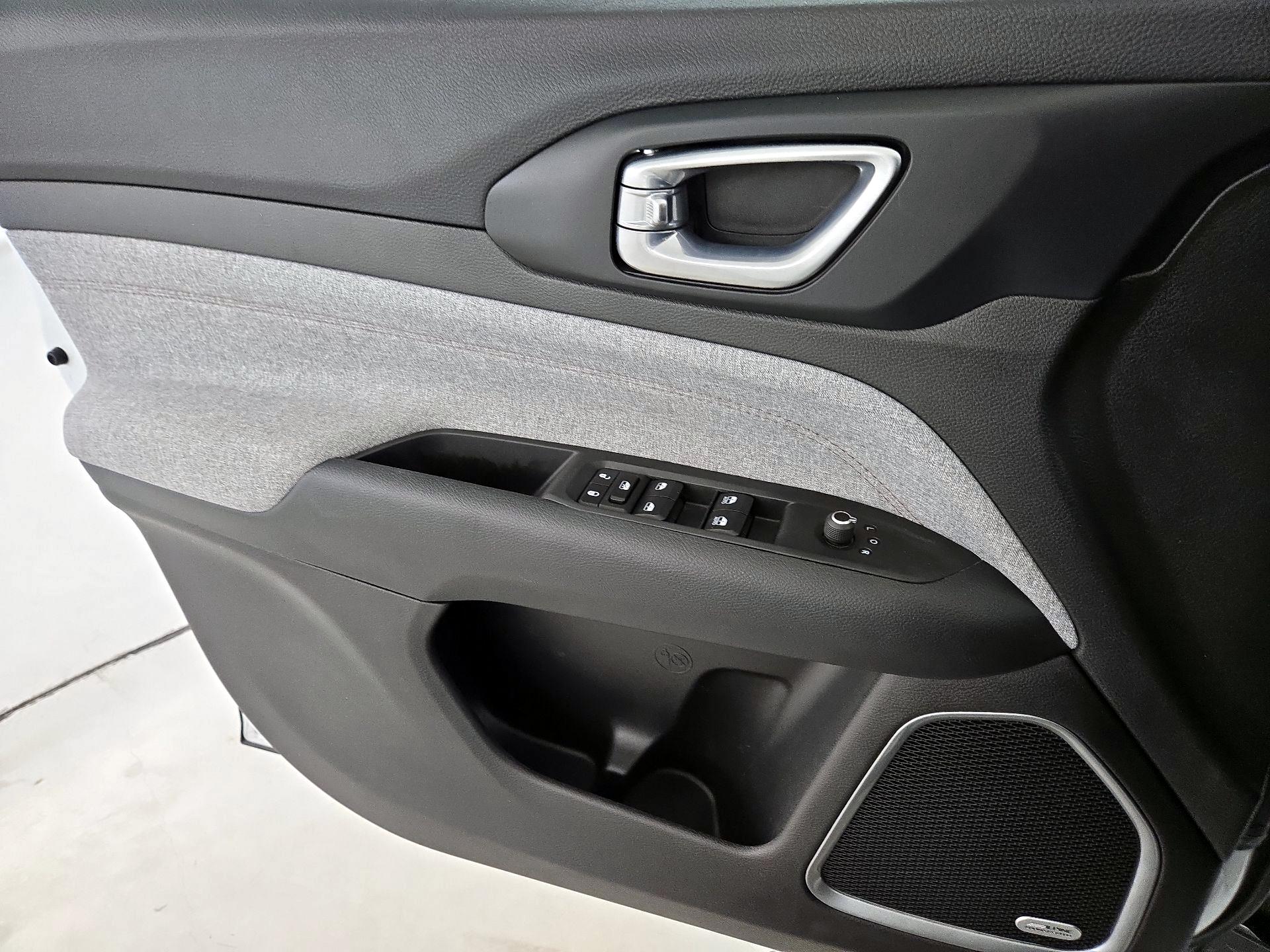 Thumbnail: 2024 Jeep Compass - 12