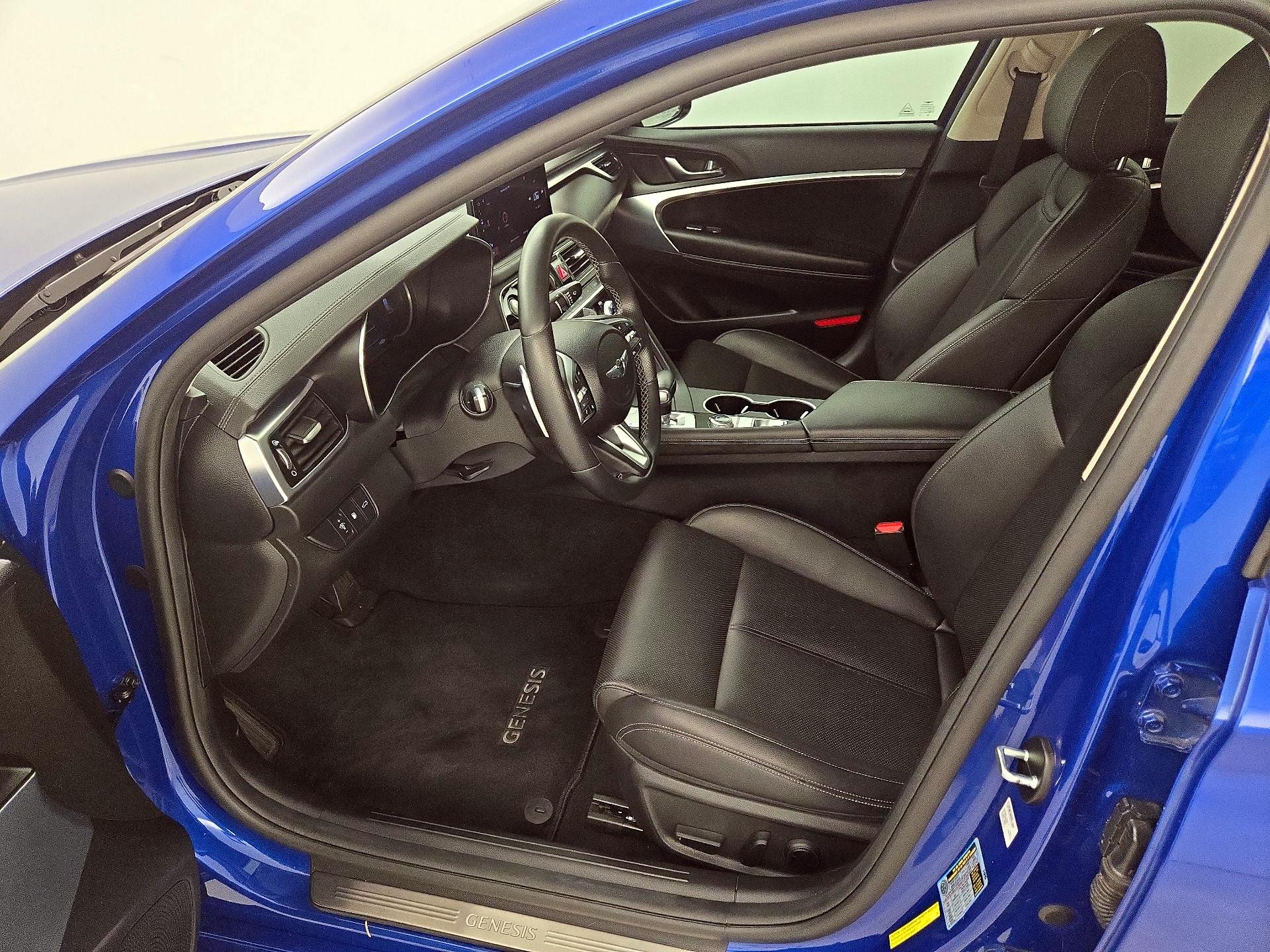 Thumbnail: 2022 Genesis G70 - 11